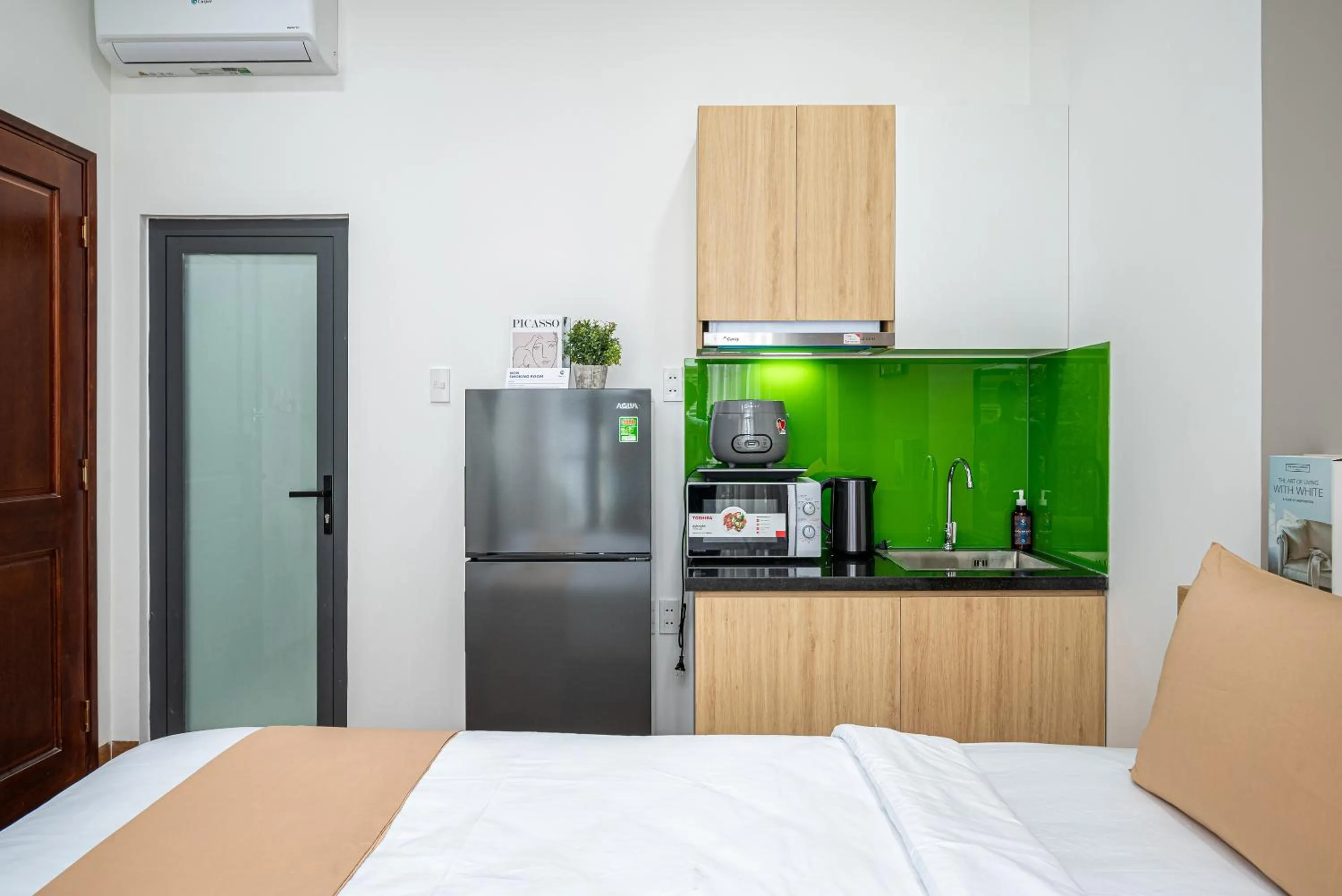 Kitchen or kitchenette, Bed in Cozrum Homes - Spring Residence
