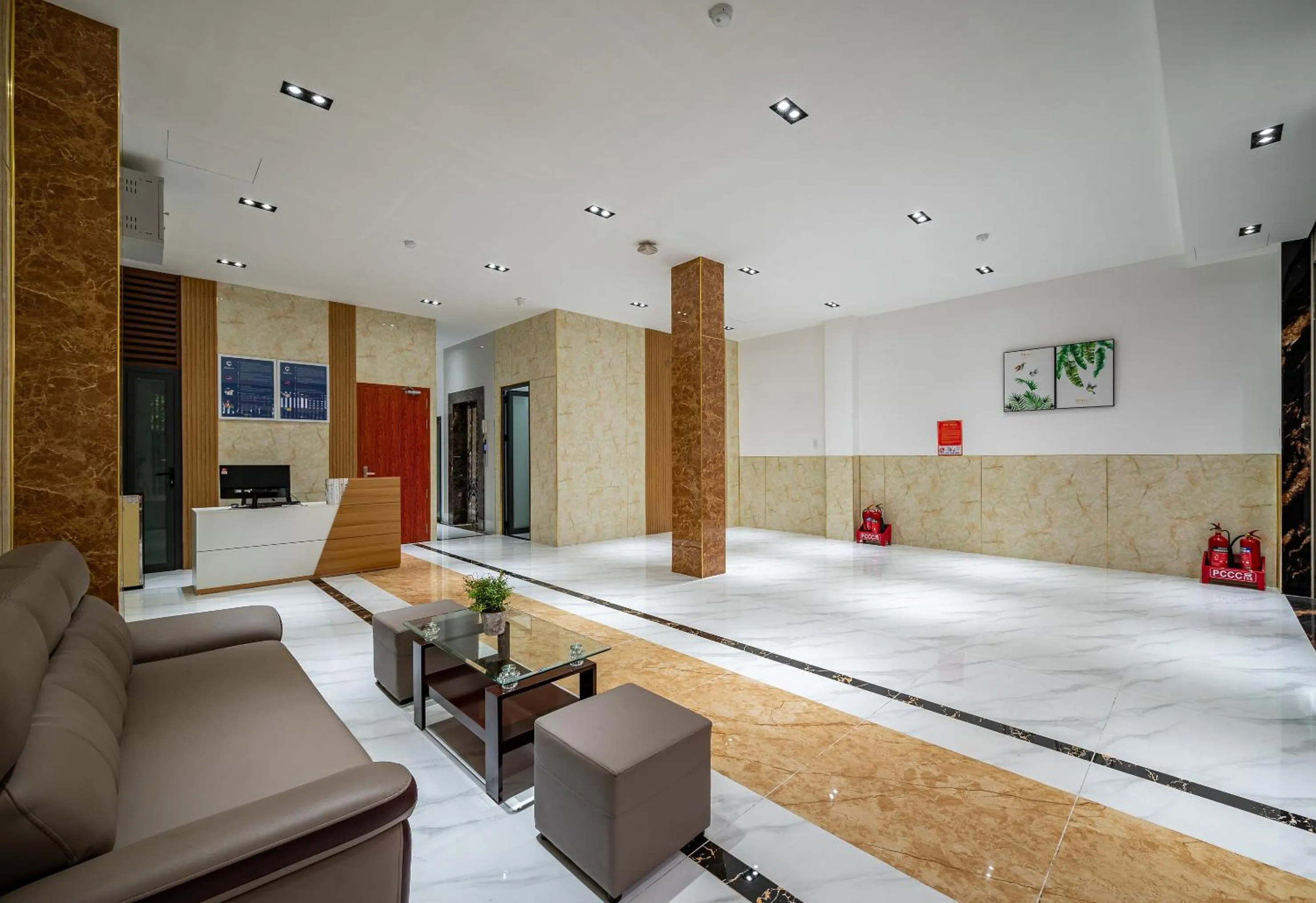 Lobby or reception in Cozrum Homes - Spring Residence