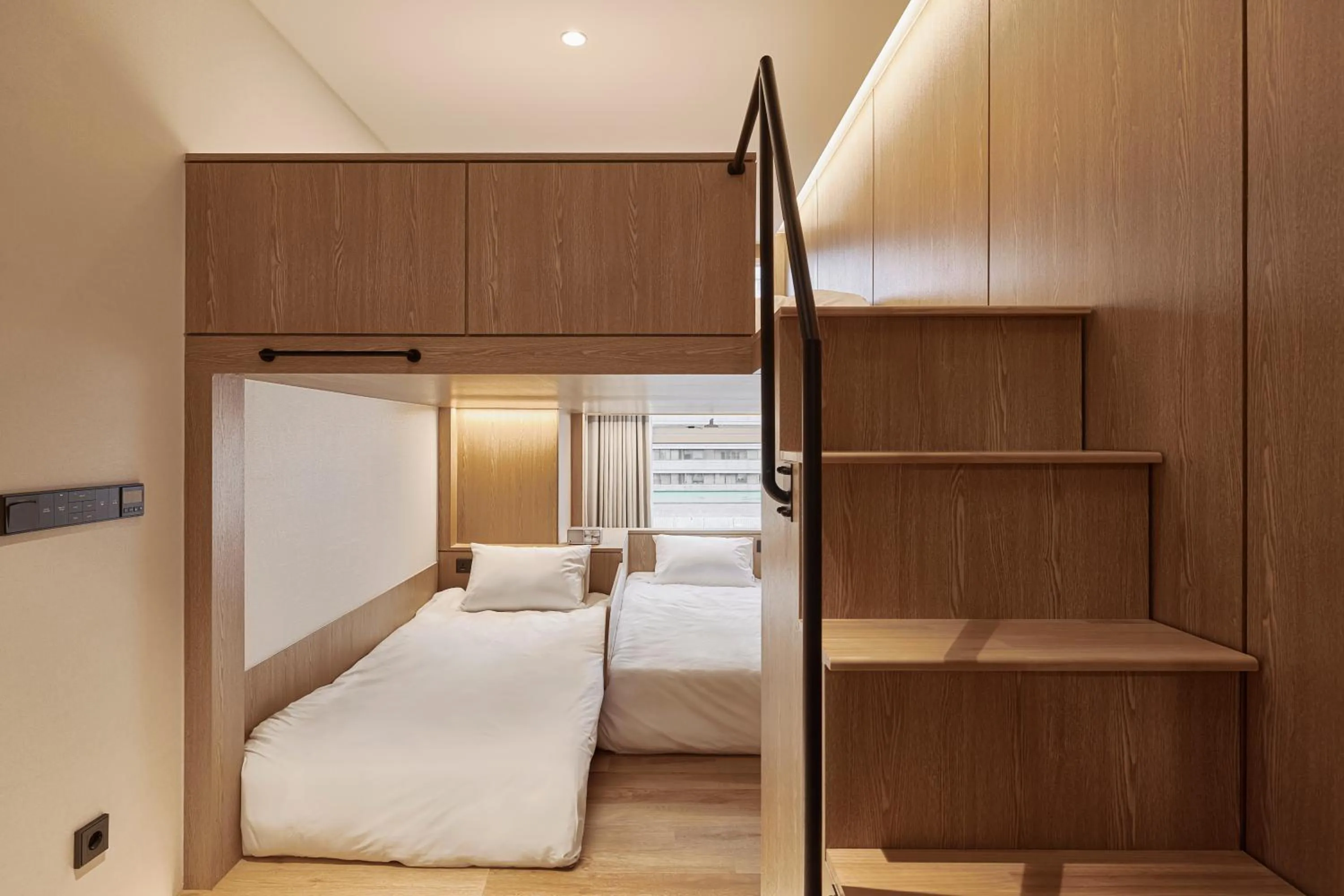 City view, Bed in HOTEL DRIP&DROP, Myeongdong