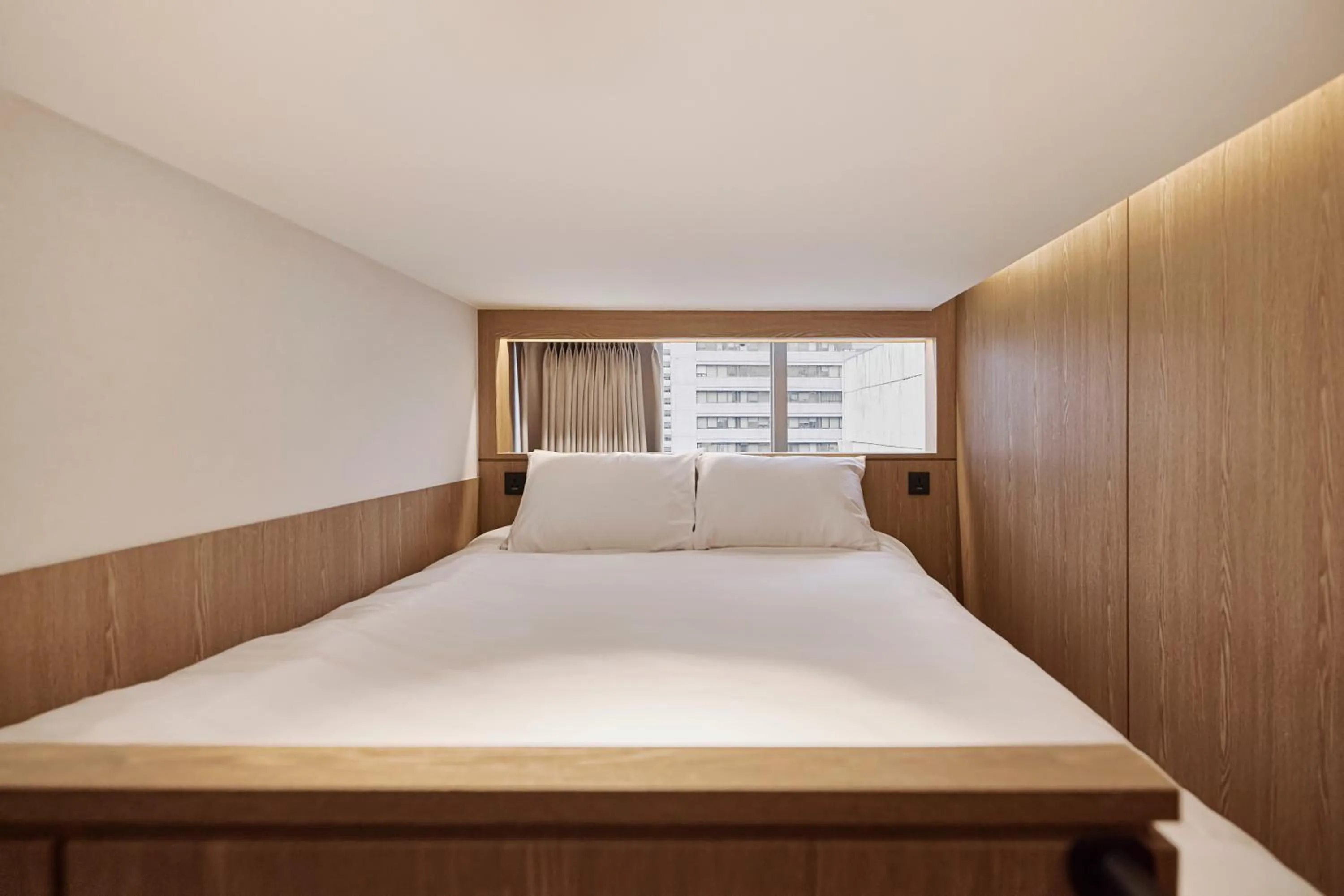 City view, Bed in HOTEL DRIP&DROP, Myeongdong