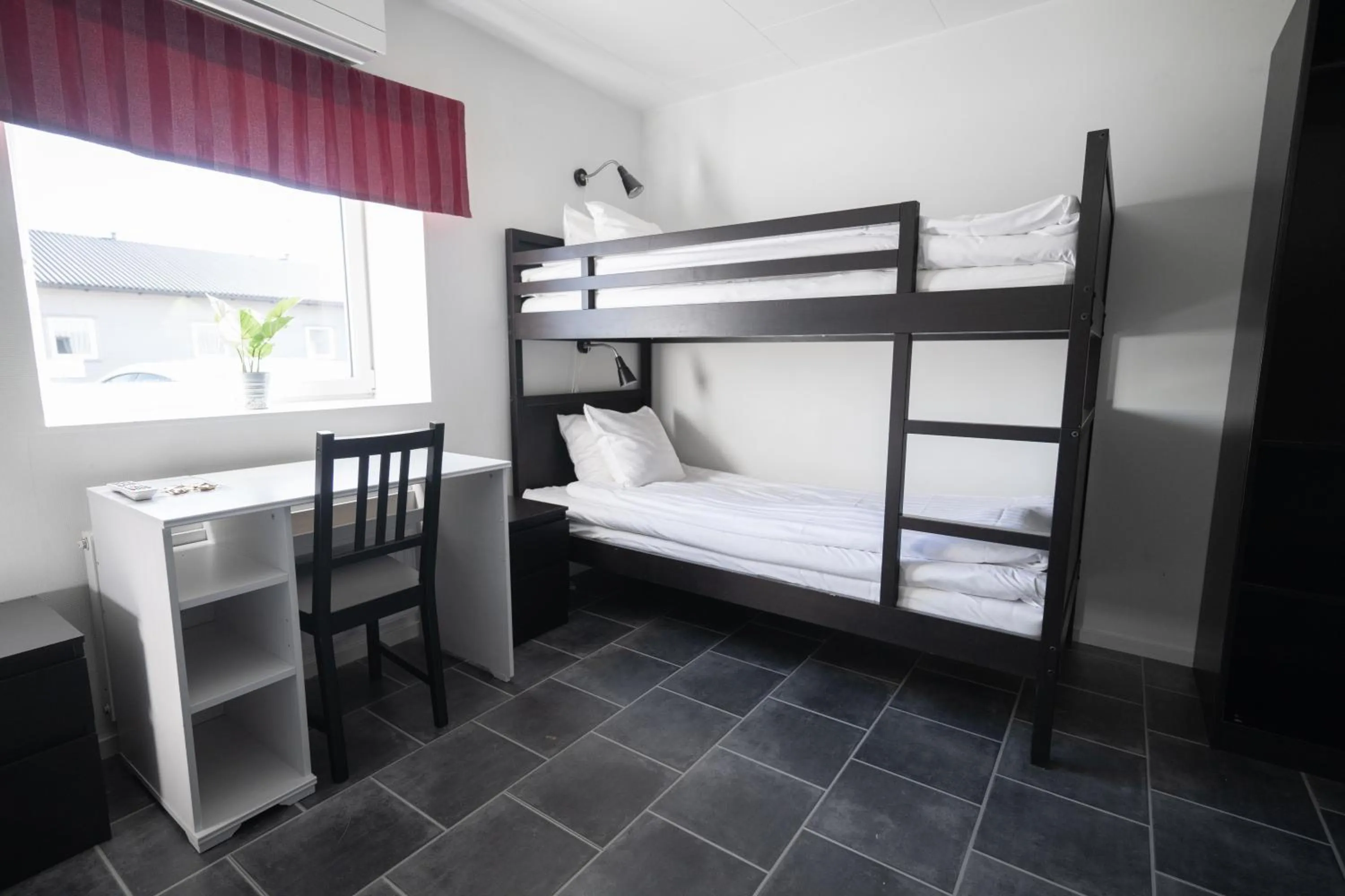 Bedroom, Bed in Brink Annéx