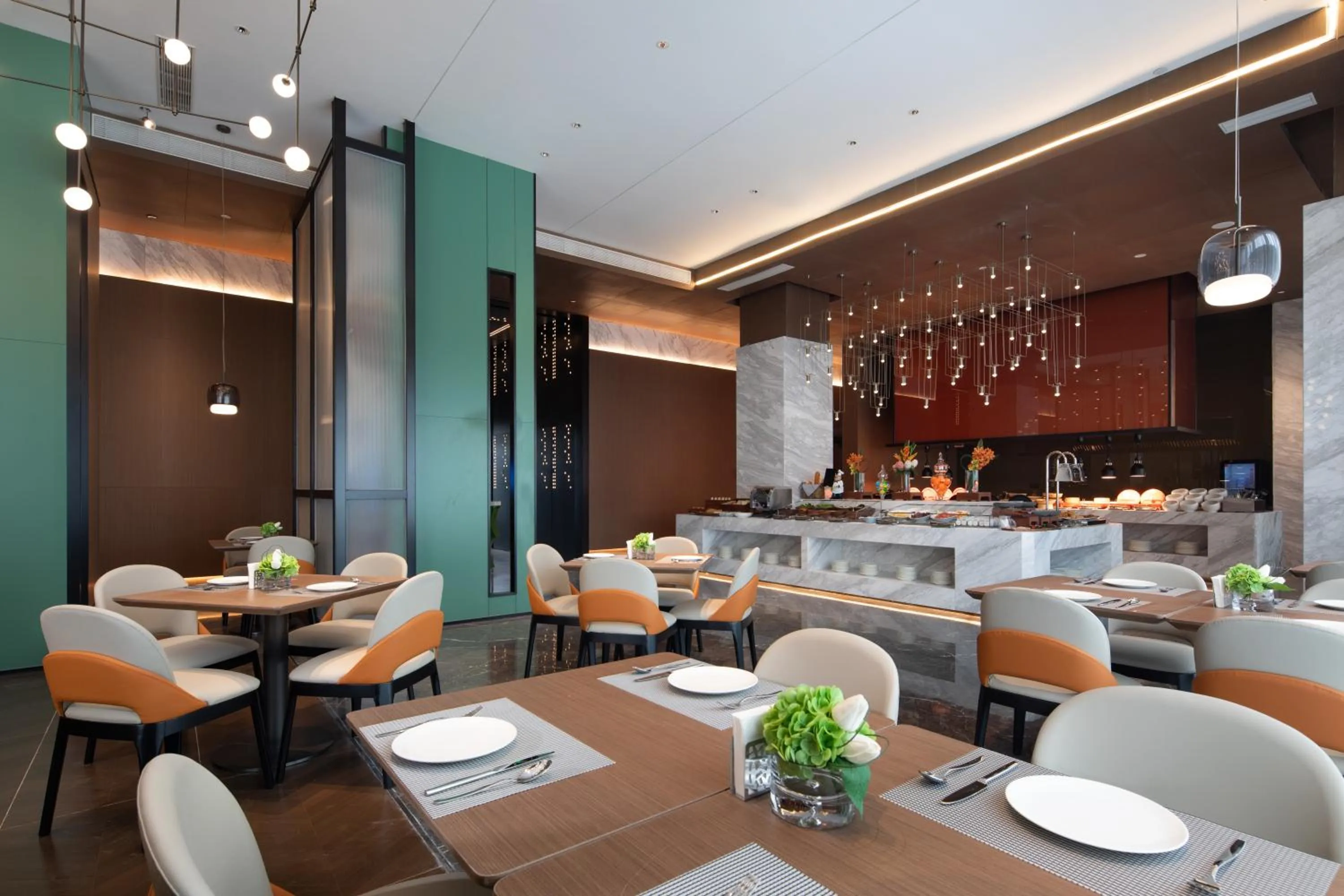 Restaurant/places to eat in Hilton by Hampton Chengdu North Railway Station