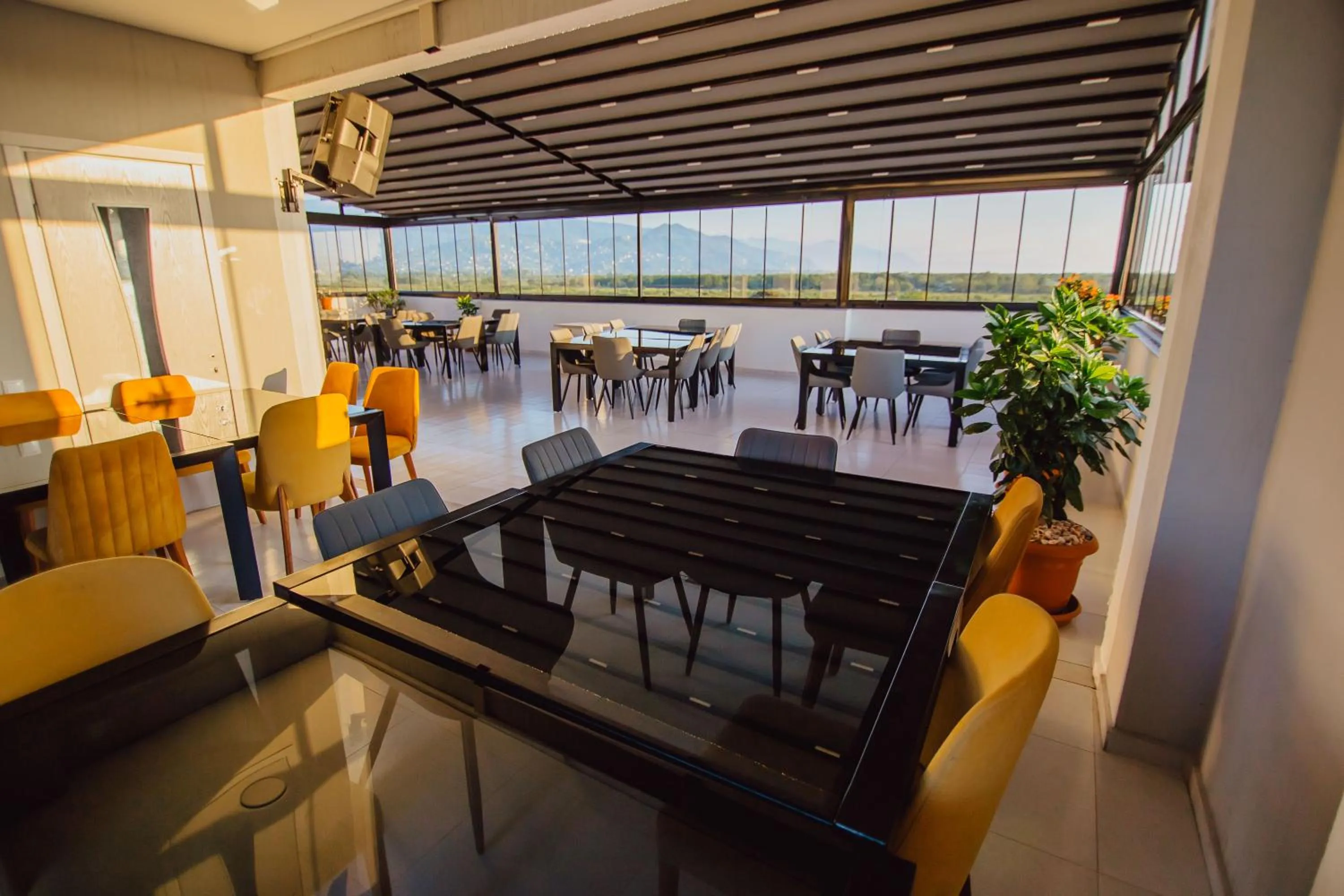 Restaurant/places to eat in Mimino Hotel Batumi