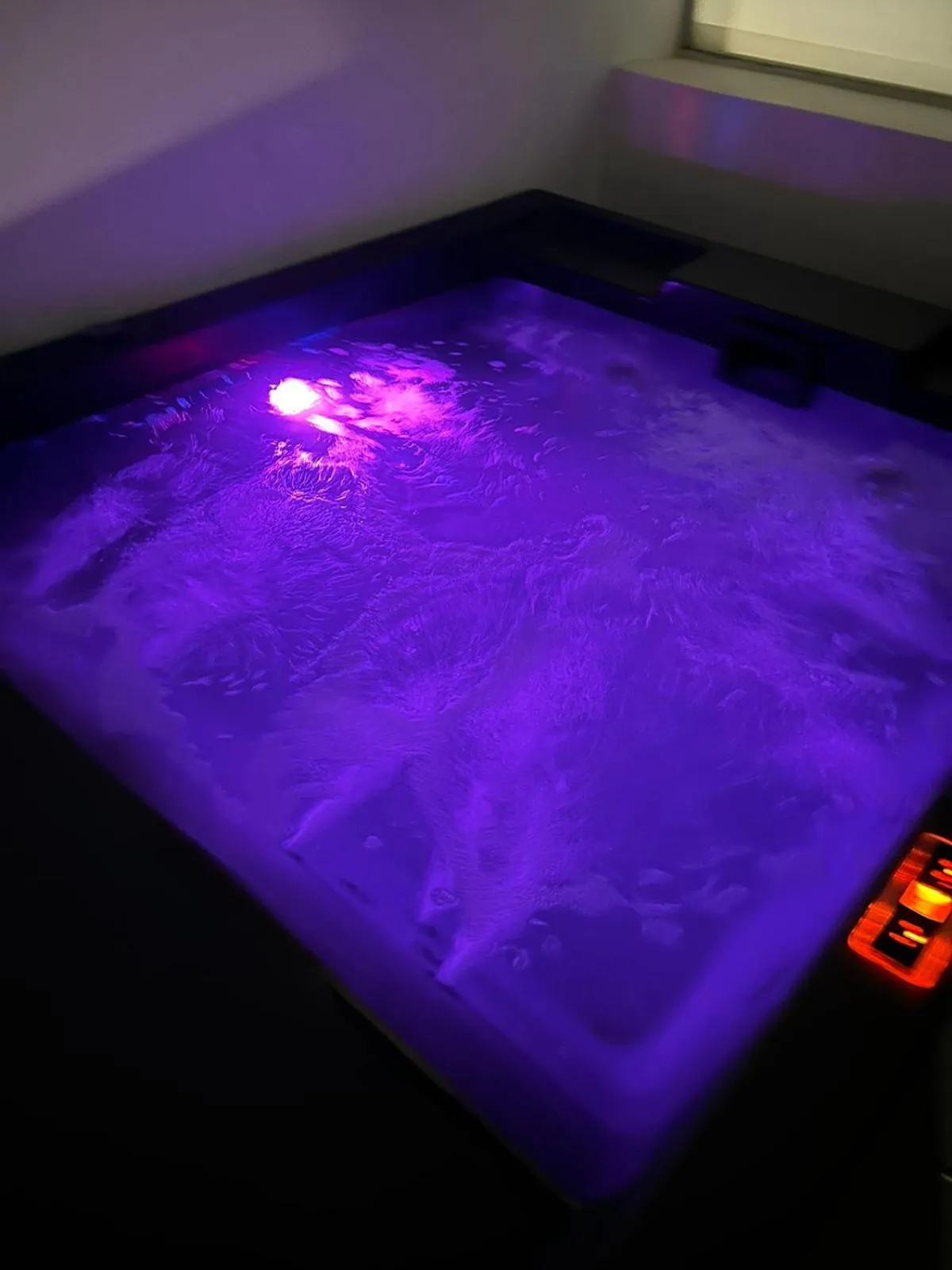 Hot Tub in Relux Ios Hotel