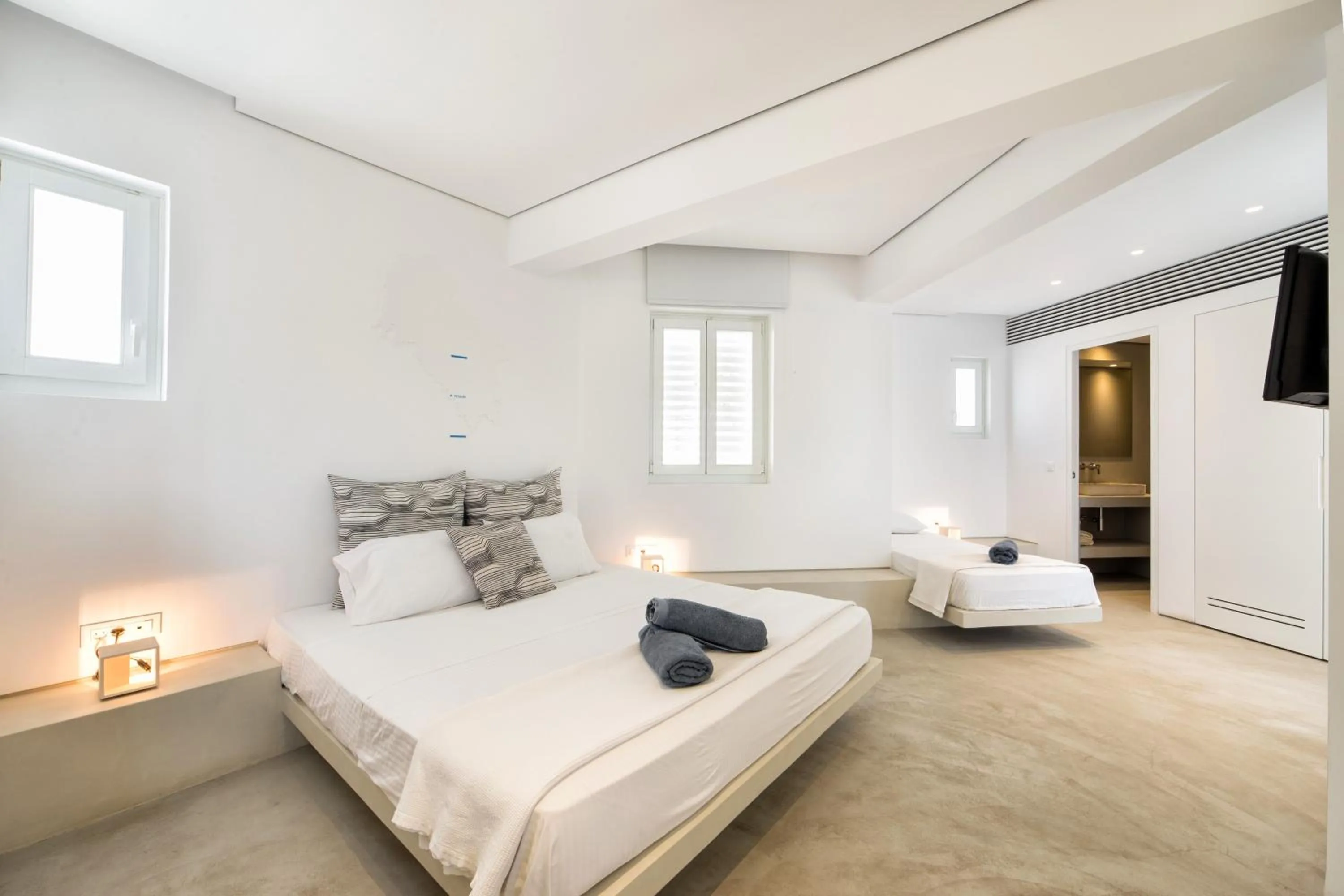 Bedroom, Bed in Relux Ios Hotel