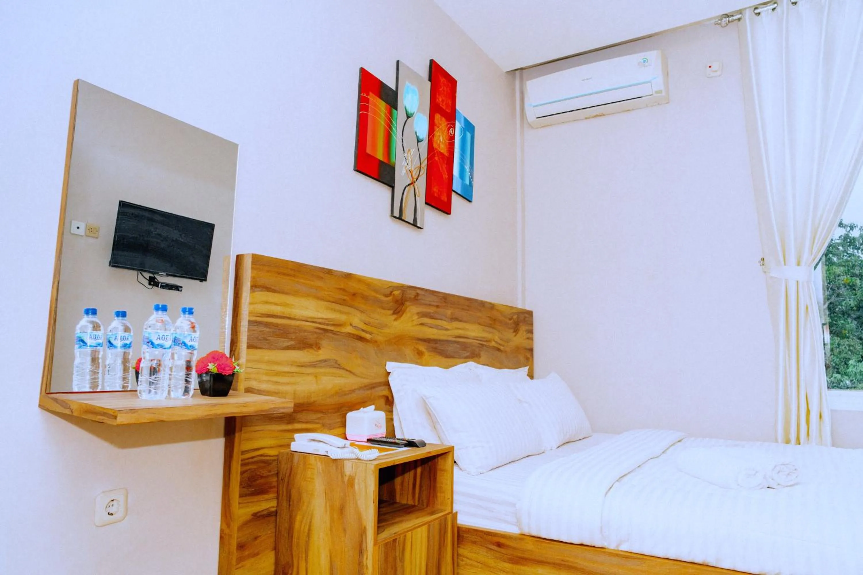 Public Bath, Bed in Casa Felice by Reccoma