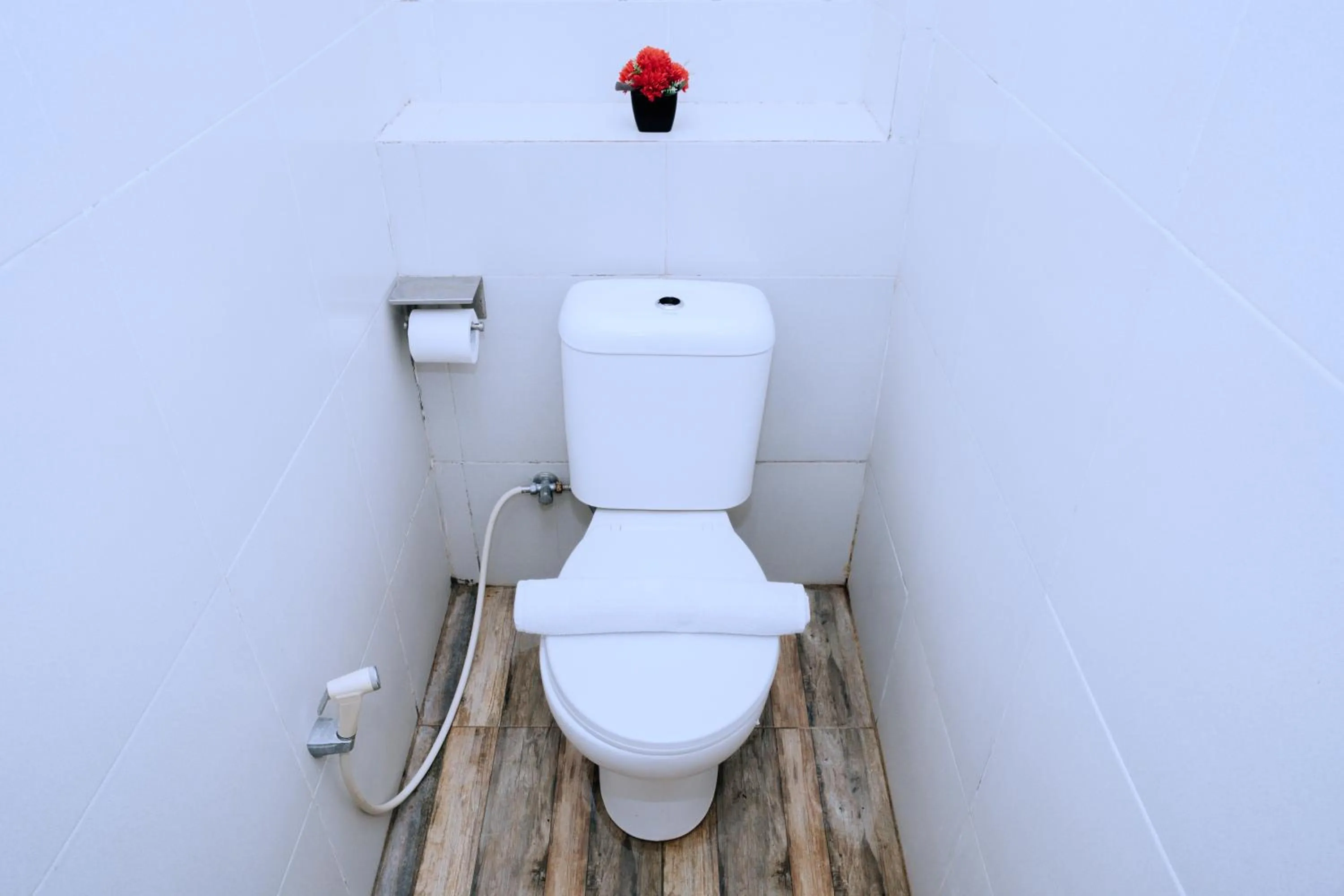 Bathroom in Casa Felice by Reccoma