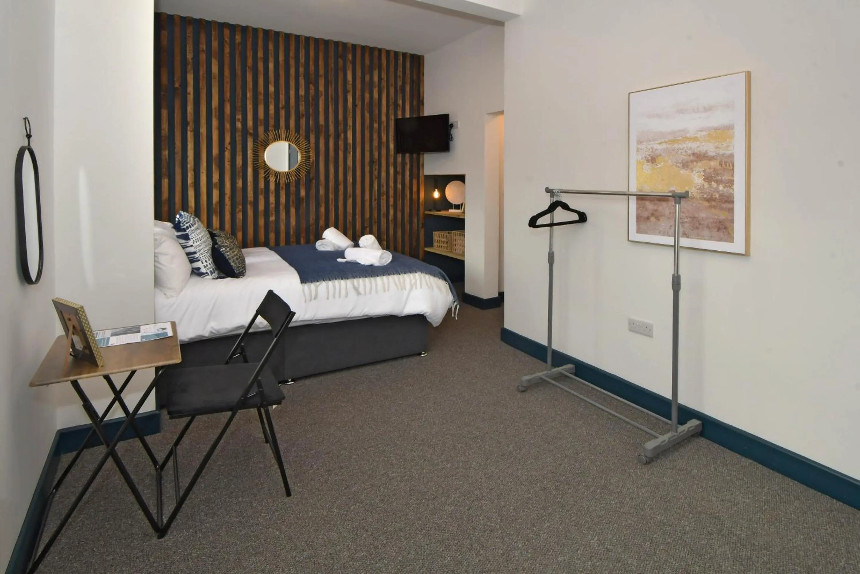 Bedroom, Bed in Stay at Shobnall Road Rooms and Studios Burton