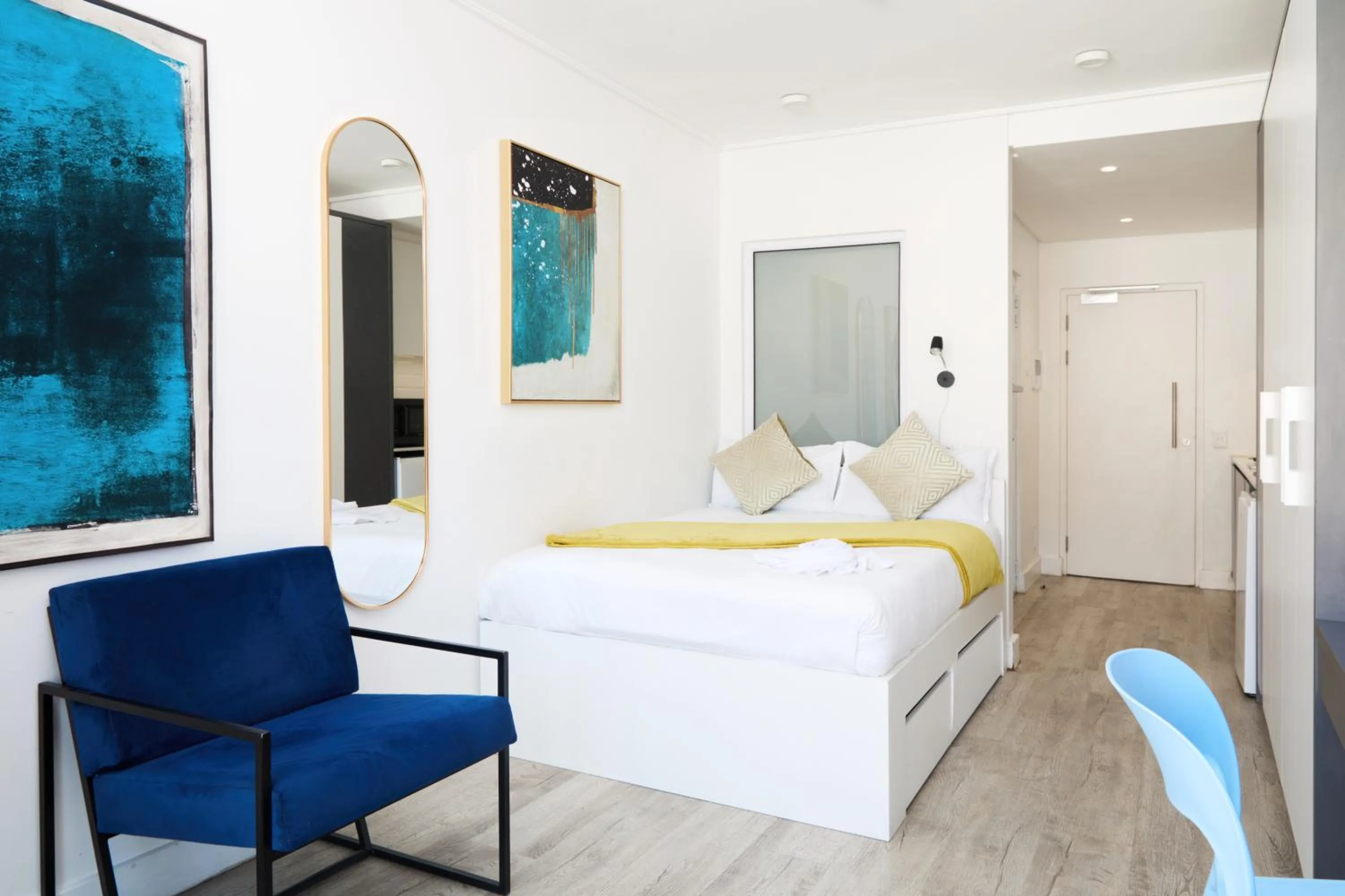 Bed in City Club at 1 on Albert Building