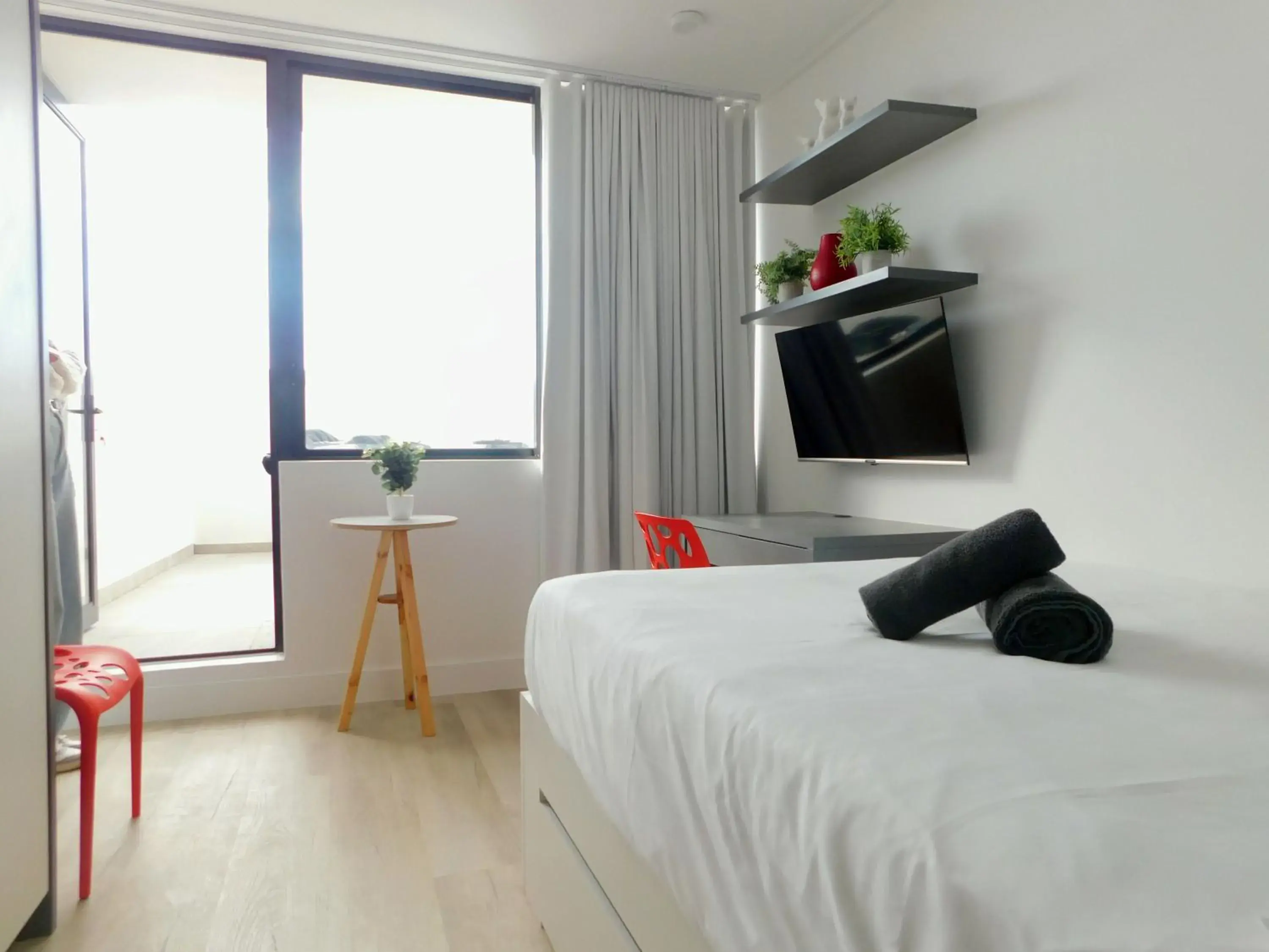 Apartment in City Club at 1 on Albert Building Apartment in City Club at 1 on Albert Building