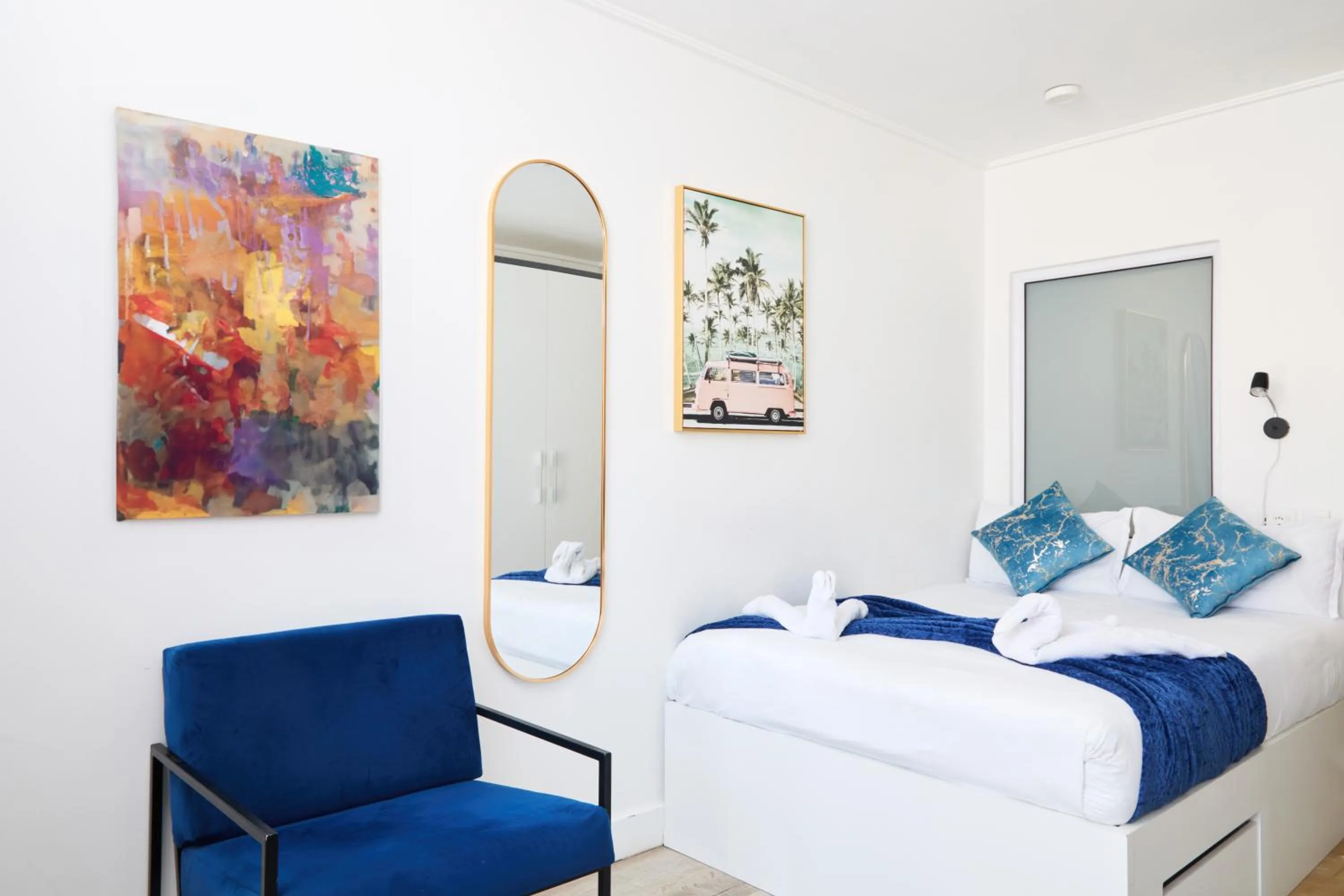 Bed in City Club at 1 on Albert Building