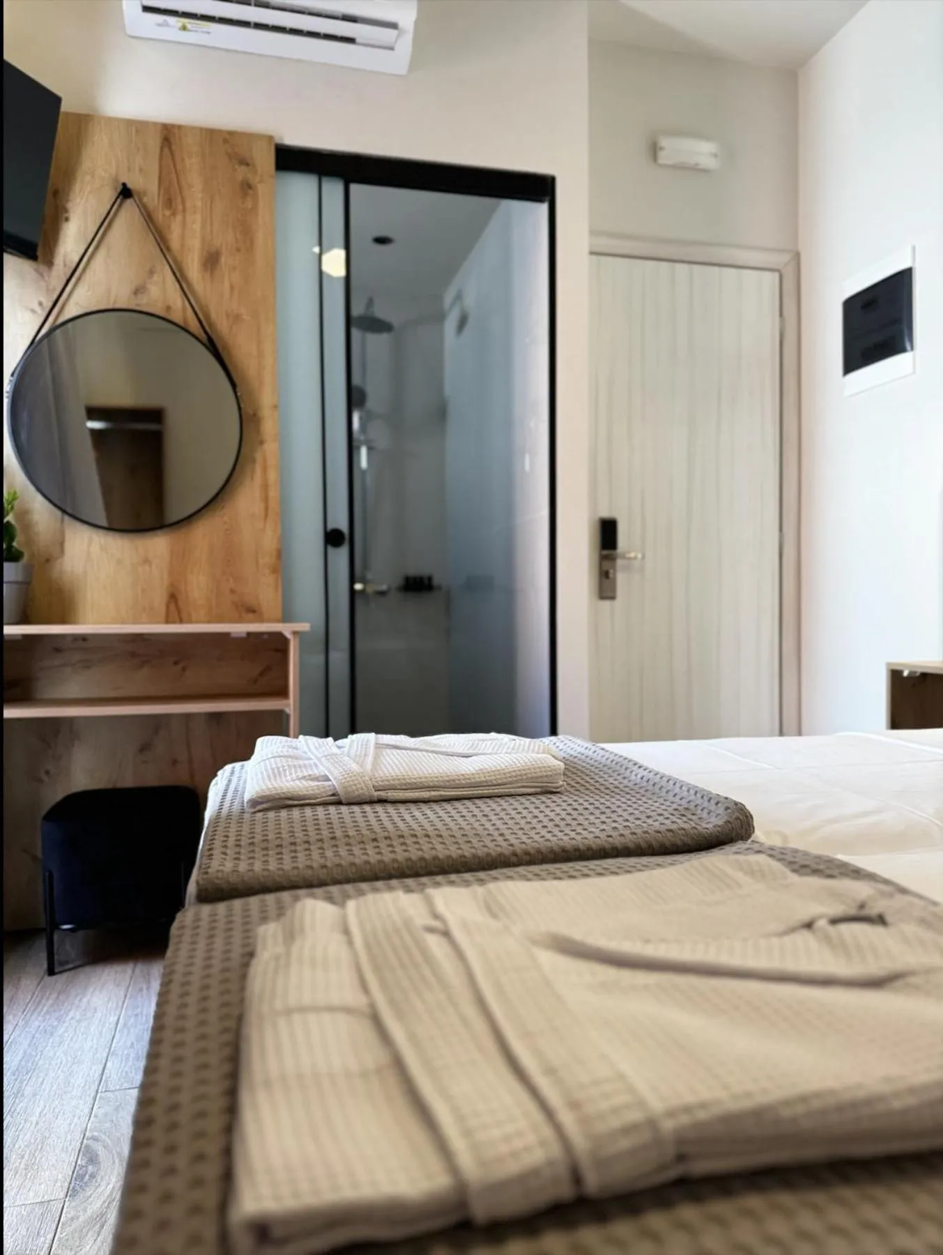 Bedroom, Bed in Lunar Hotel Modern Boutique