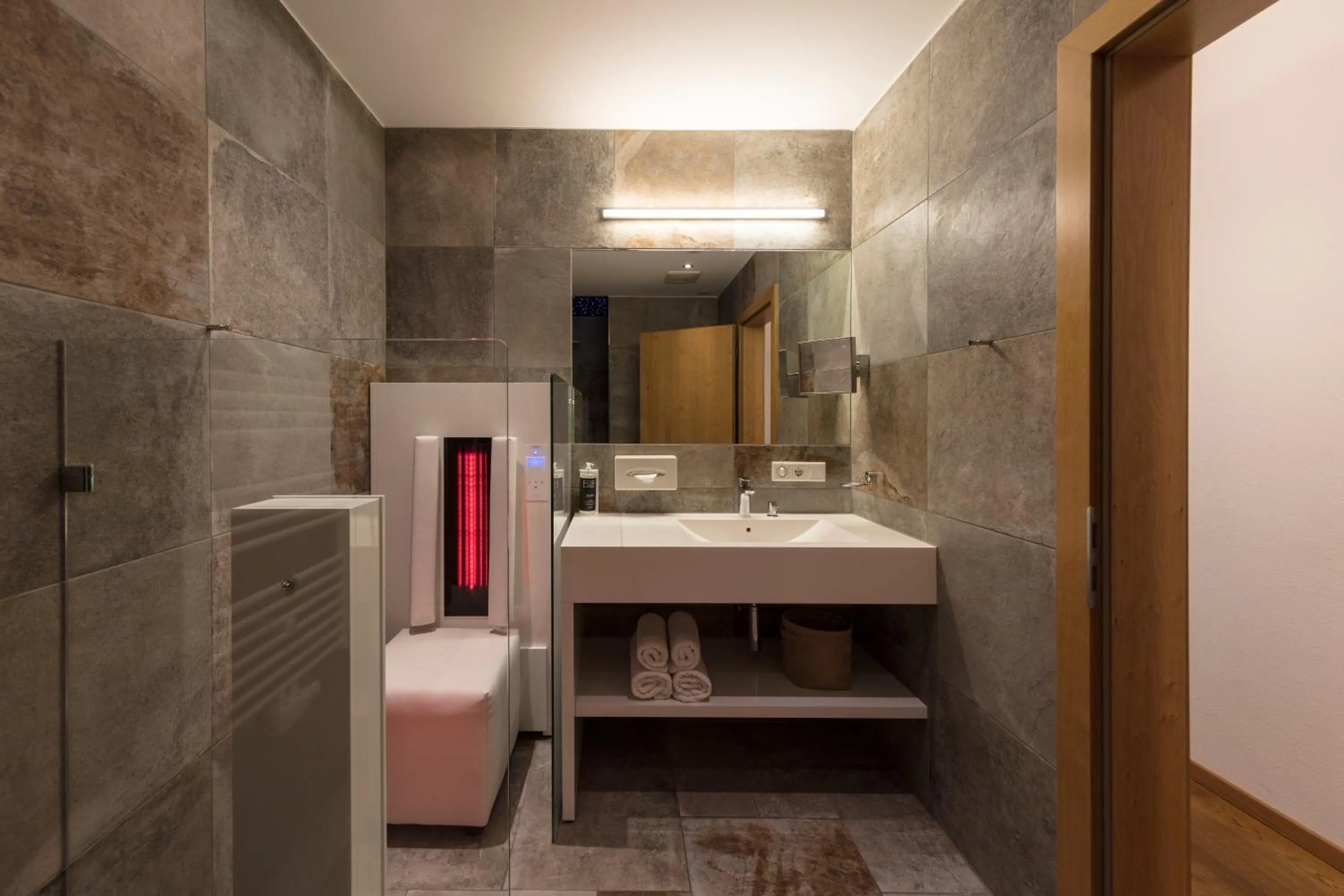 Bathroom in ArlBerglife Ferienresort