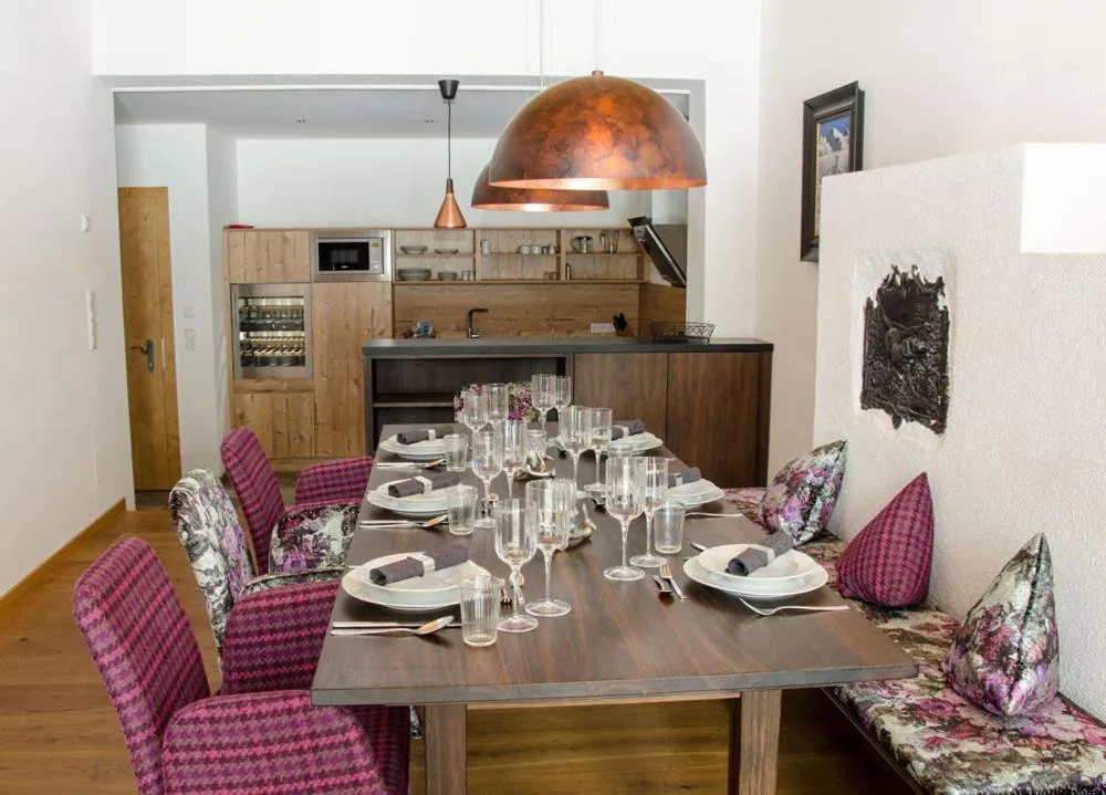 Kitchen or kitchenette in ArlBerglife Ferienresort