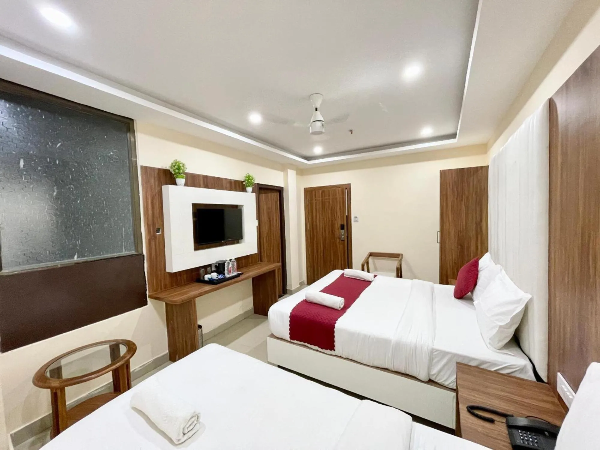 Bed in Hotel Shree Radha Krishna