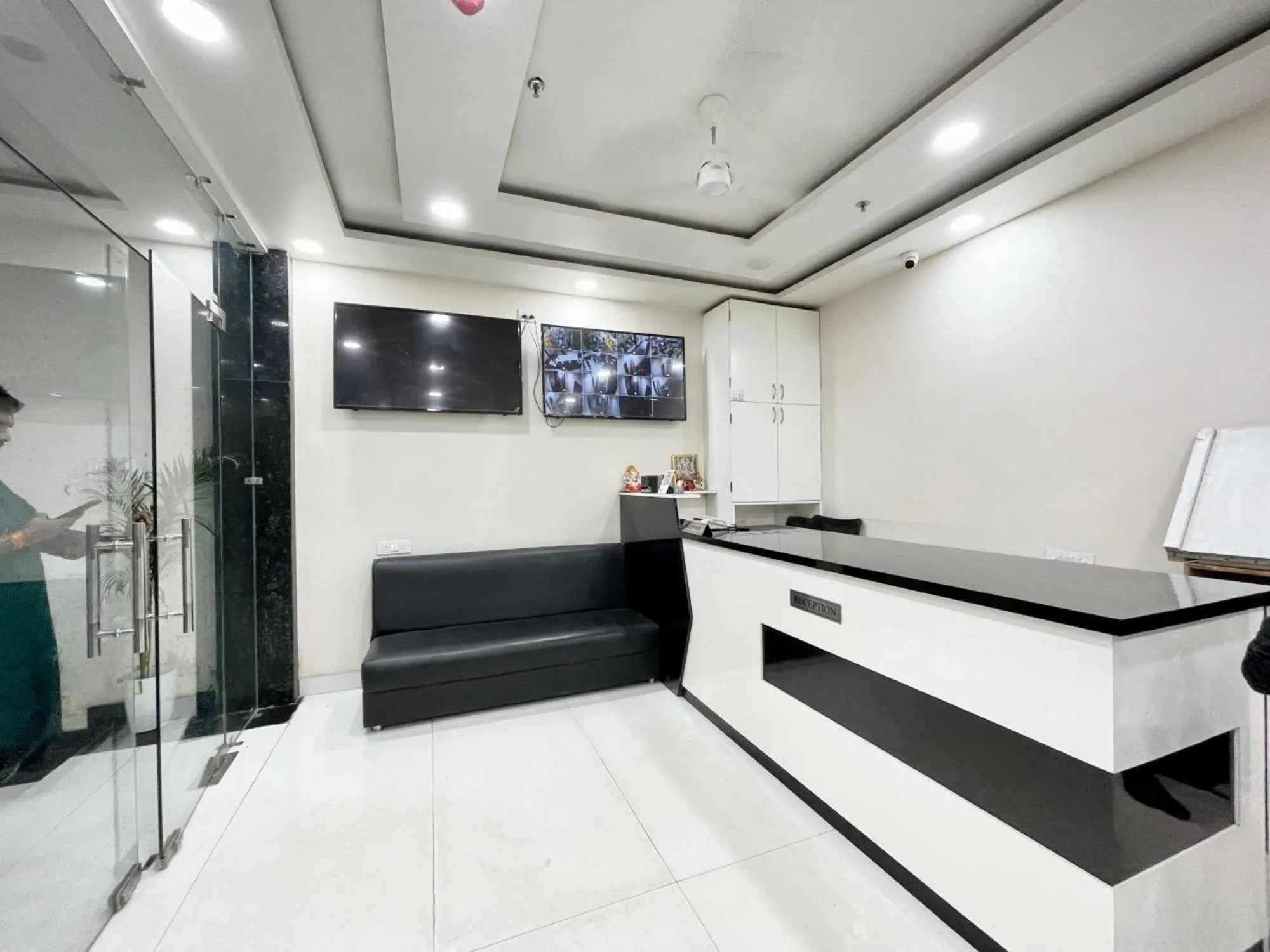 Hotel Shree Radha Krishna