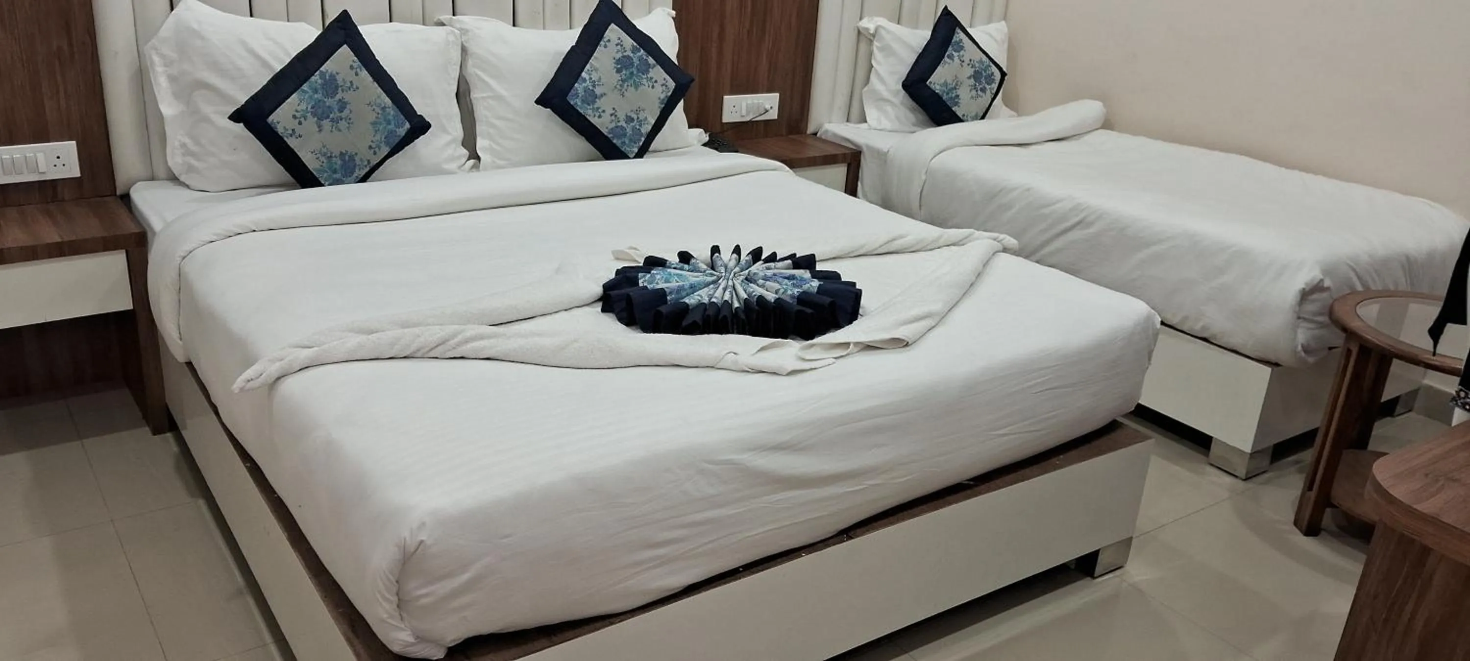 Bed in Hotel Shree Radha Krishna