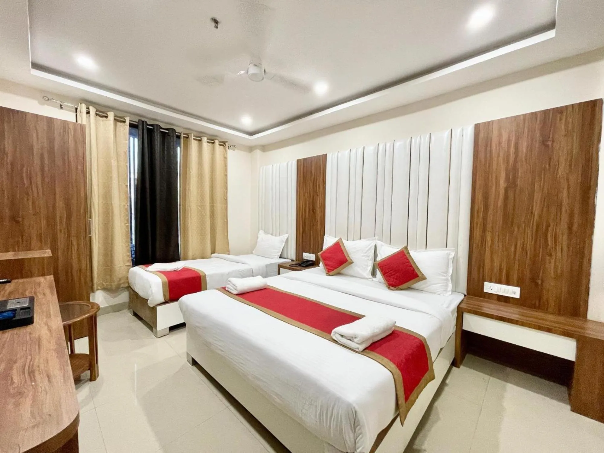 Bed in Hotel Shree Radha Krishna
