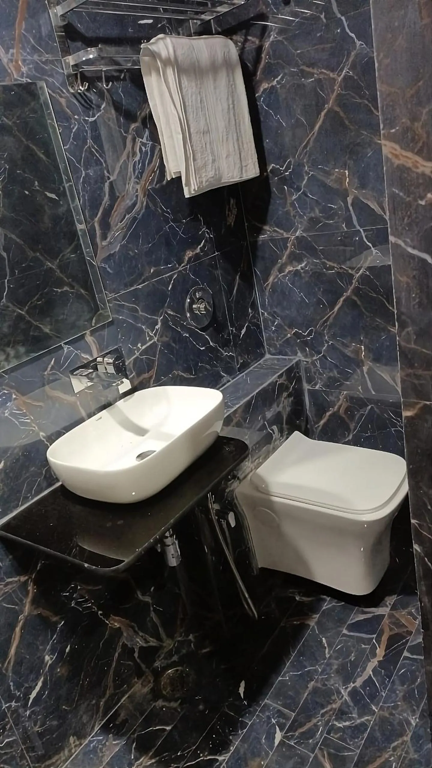 Hotel Shree Radha Krishna