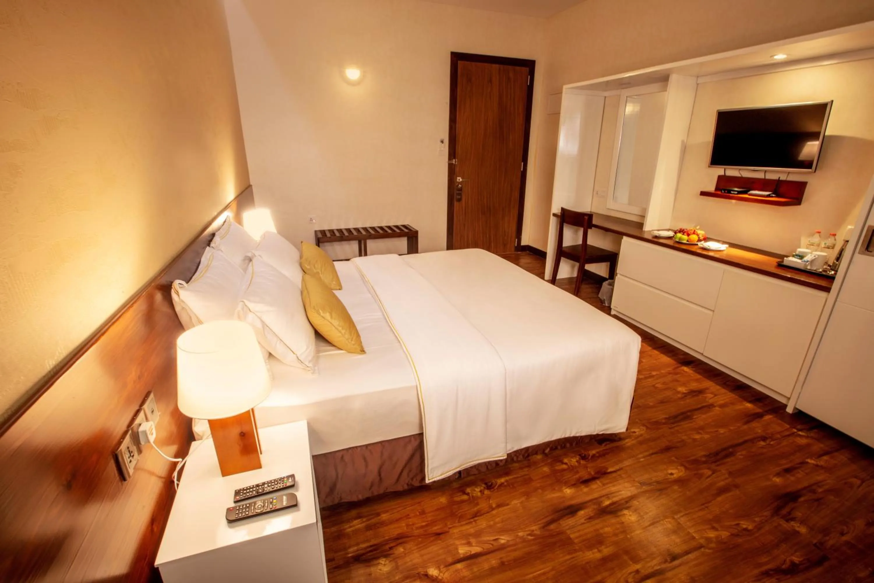 Bedroom, Bed in Sevana City Hotel