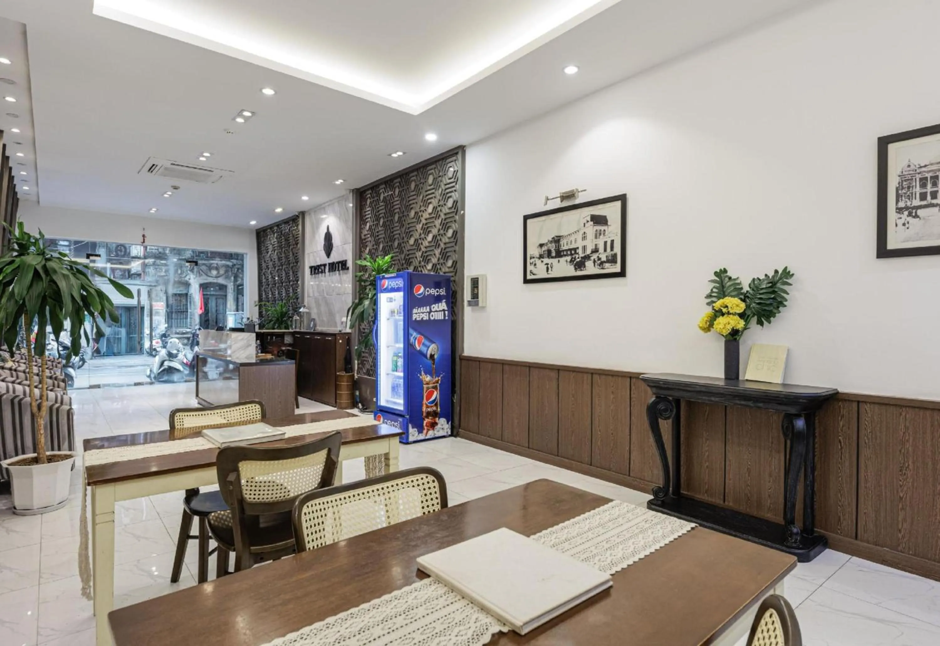 Lobby or reception in Collection O Le Grand Hanoi hotel - The Tryst