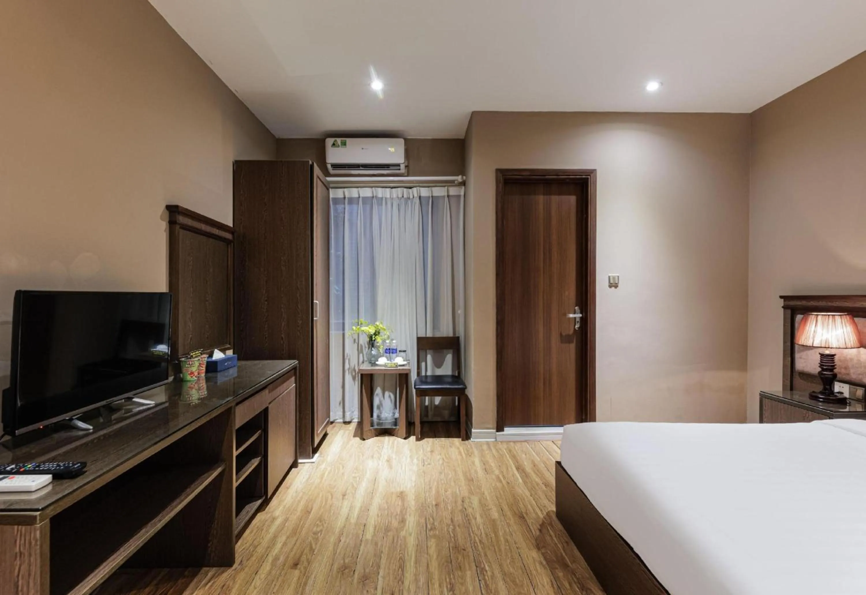 Bedroom, Bed in Collection O Le Grand Hanoi hotel - The Tryst