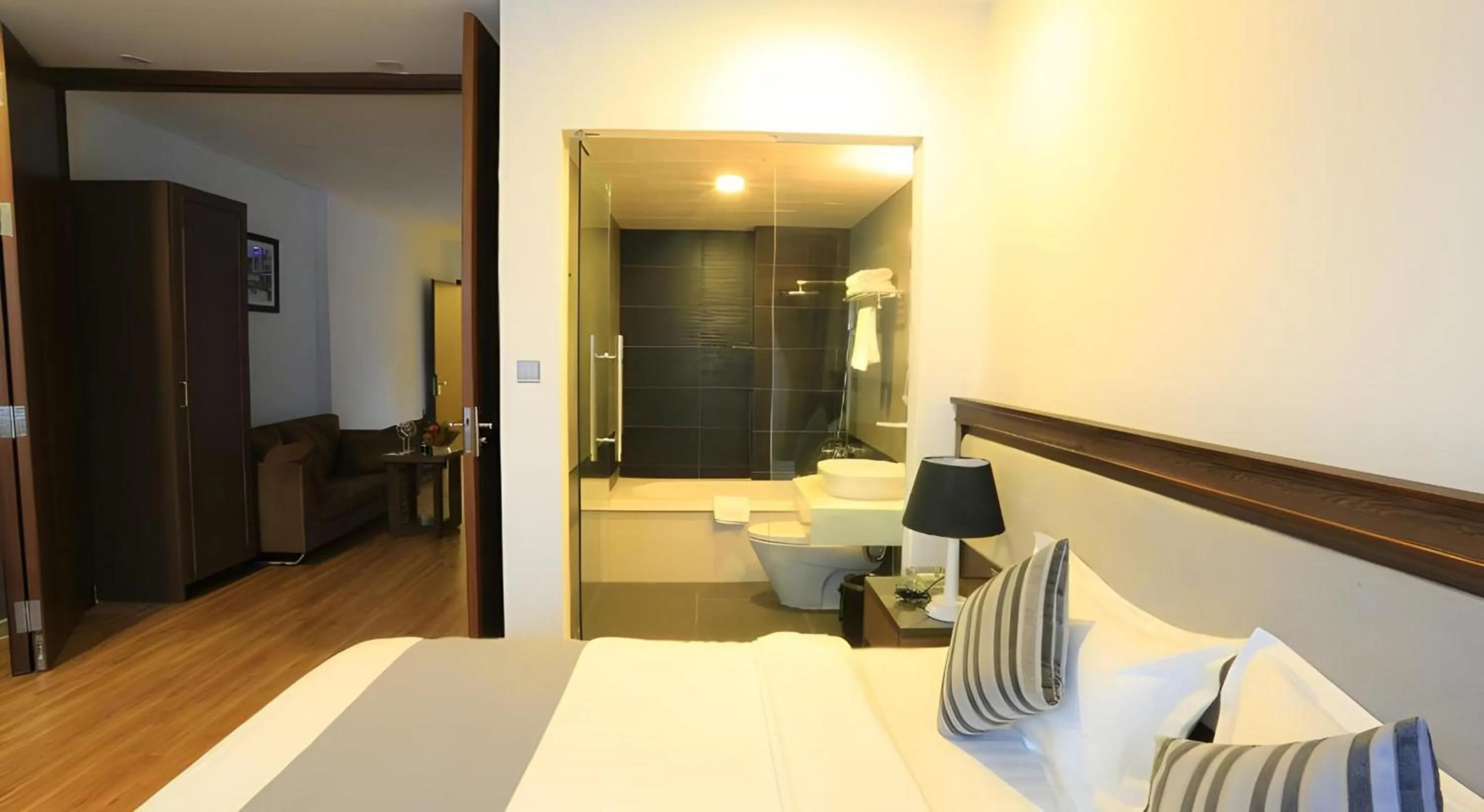 Bedroom, Bed in Collection O Le Grand Hanoi hotel - The Tryst