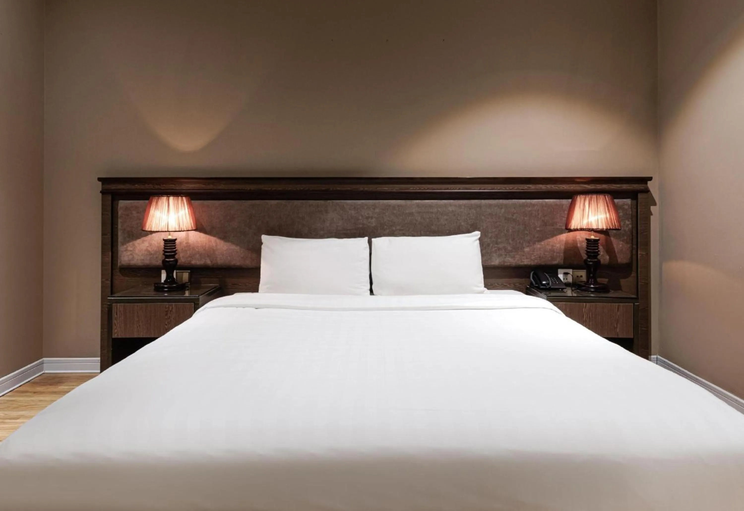 Bedroom, Bed in Collection O Le Grand Hanoi hotel - The Tryst