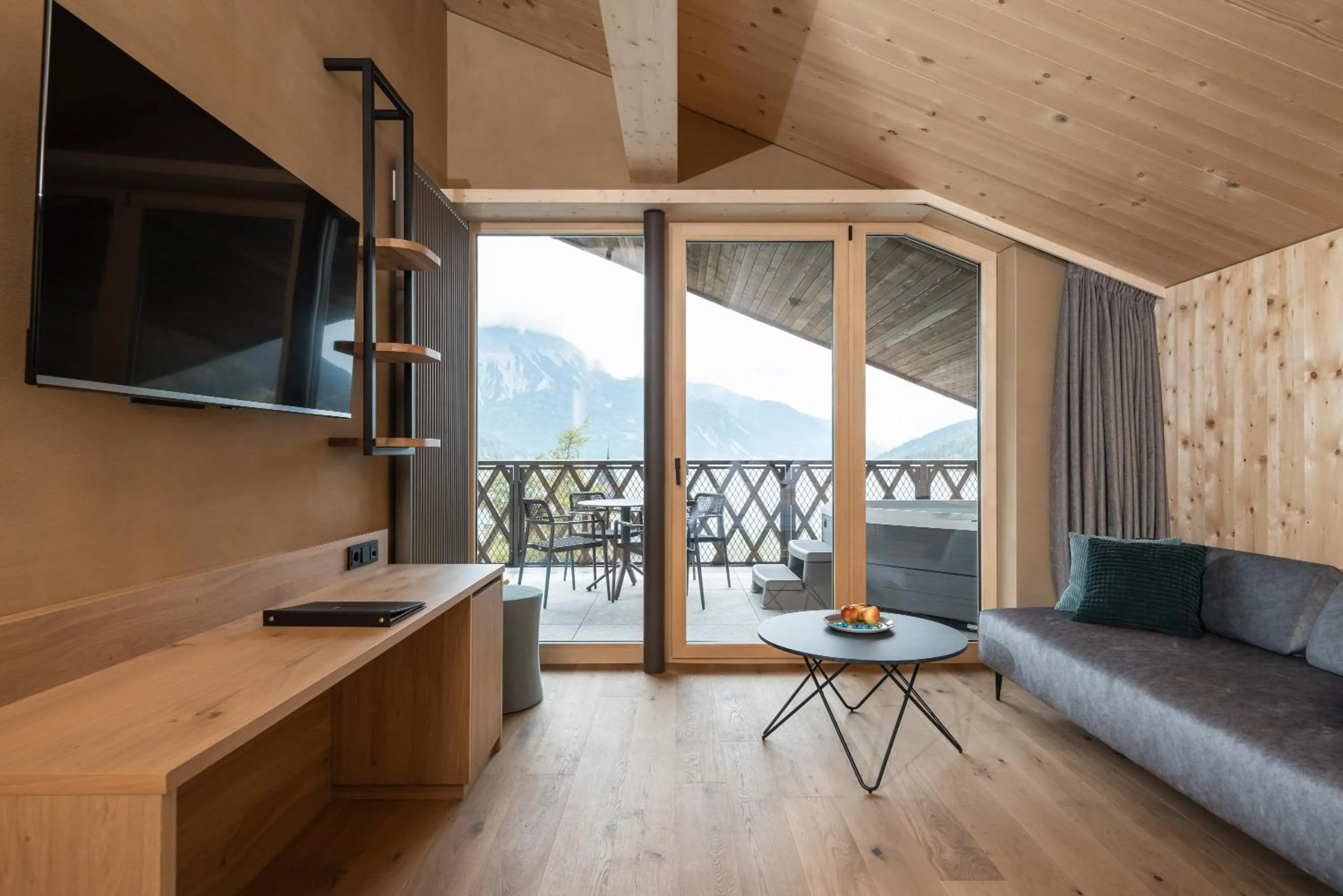 Seating area in DAS GERSTL Family Retreat