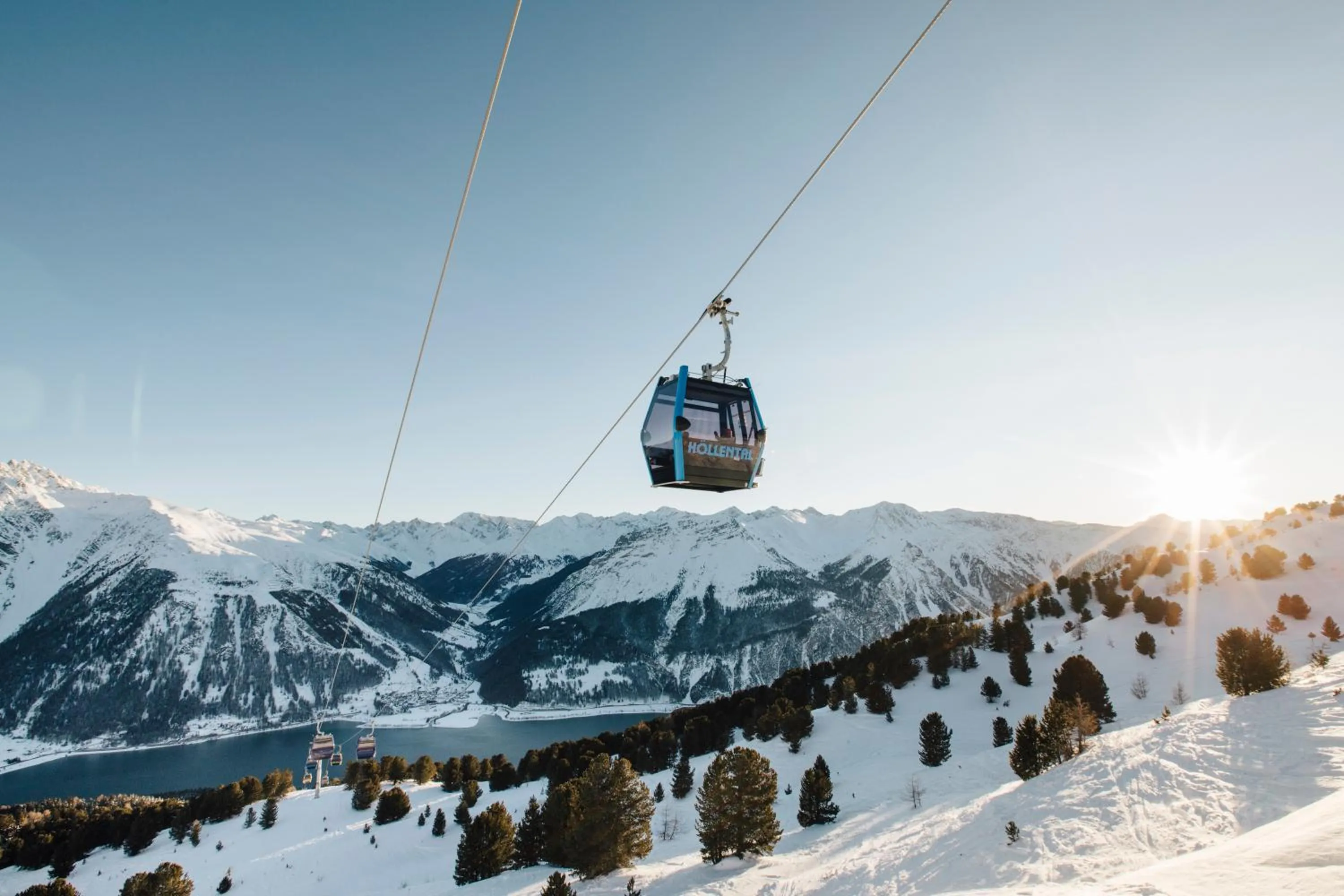Skiing in DAS GERSTL Family Retreat
