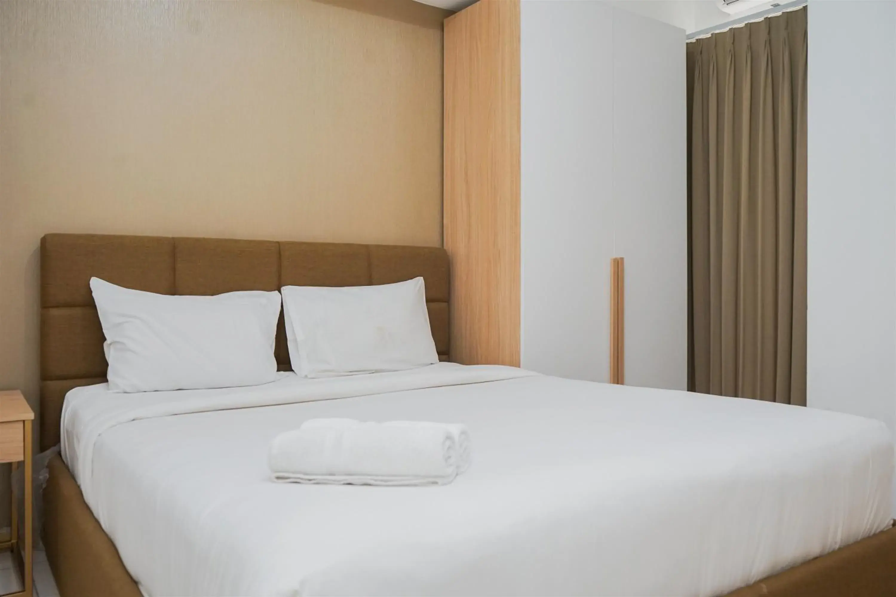 Two-Bedroom Apartment in Nice and Comfy 2BR Apartment at M-Town Residence near Summarecon By Travelio Two-Bedroom Apartment in Nice and Comfy 2BR Apartment at M-Town Residence near Summarecon By Travelio