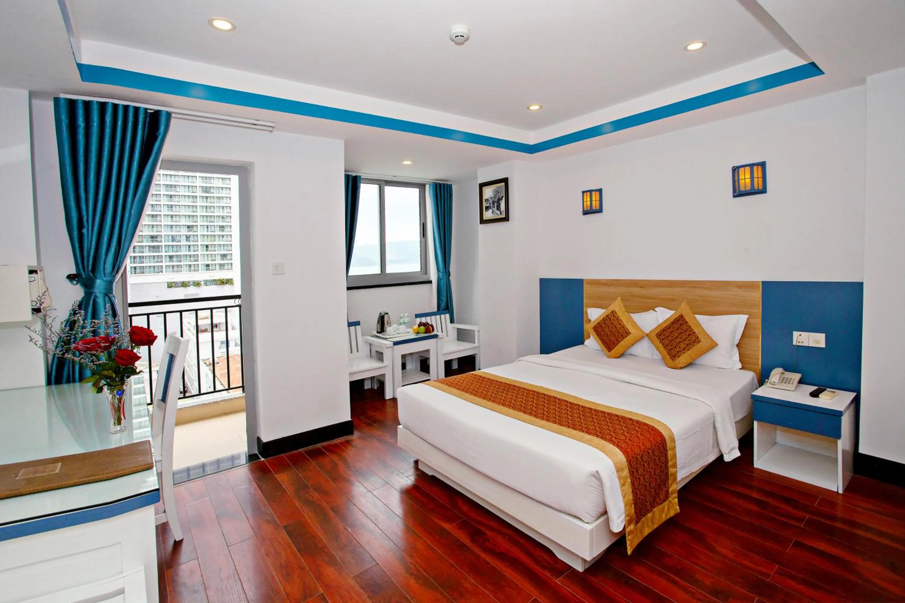 Property building, Bed in Golden Rain 2 Hotel Nha Trang Beach