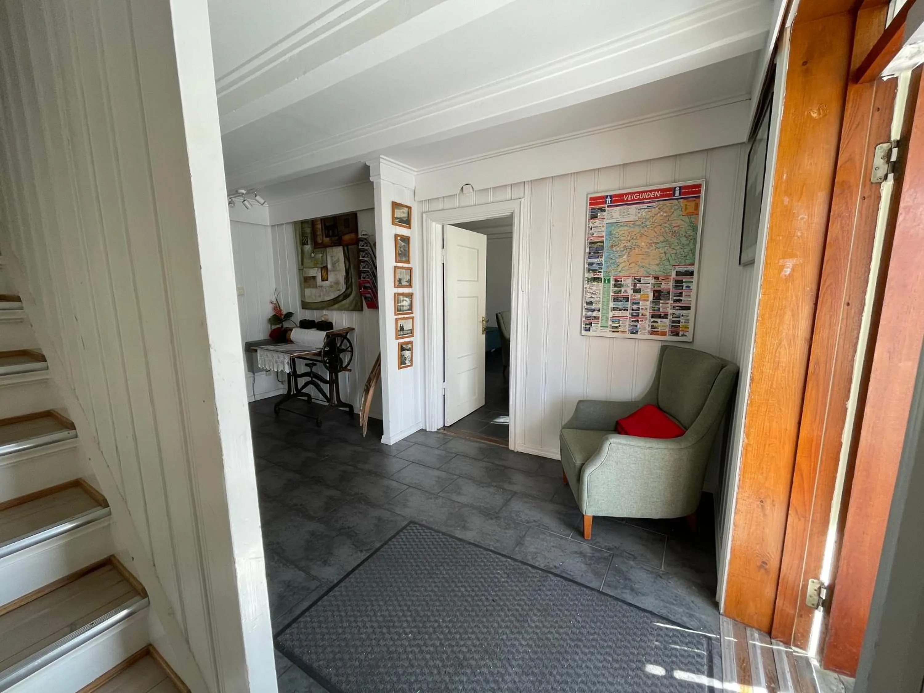 Living room in Jondal Hotel