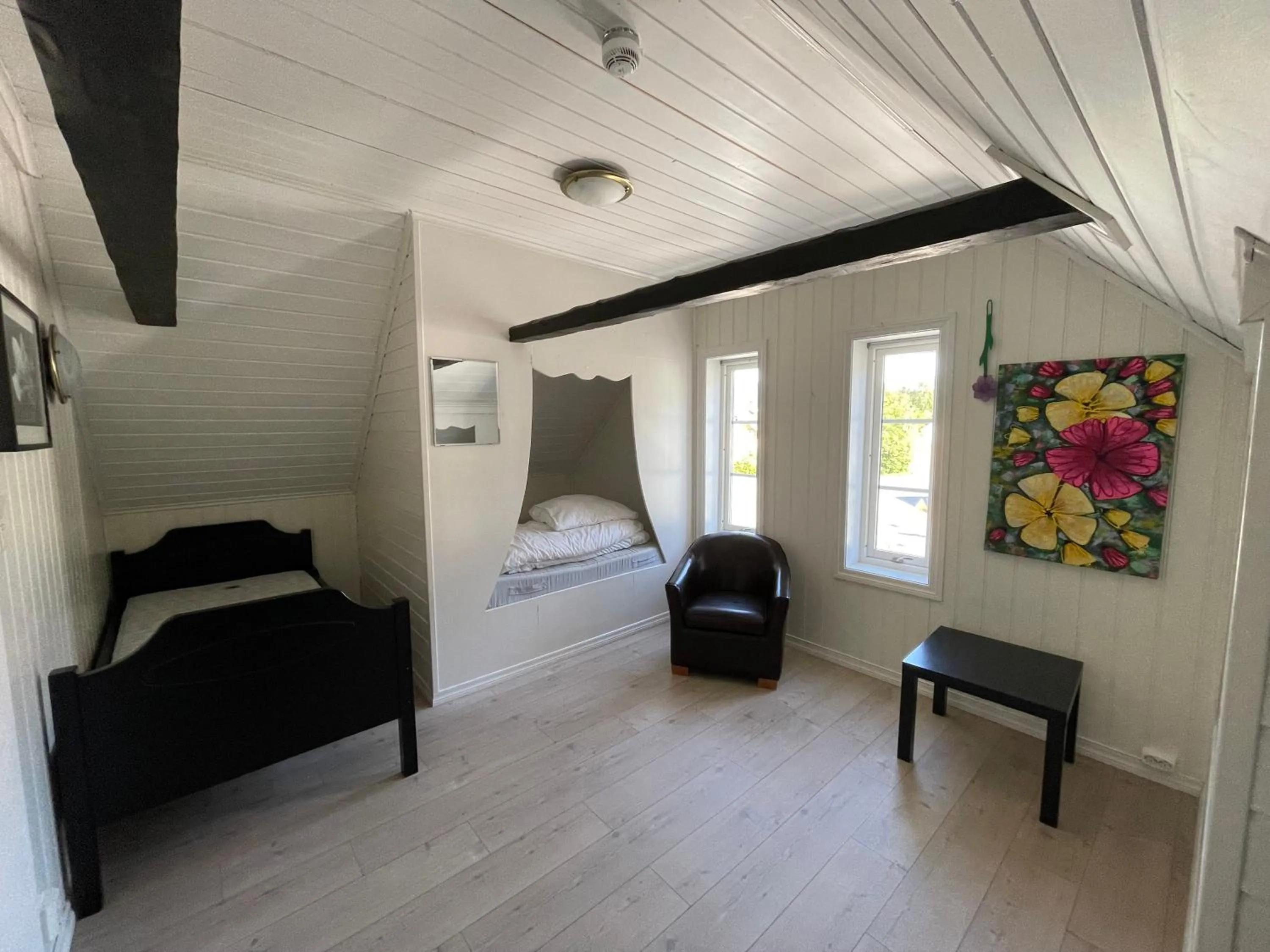 Photo of the whole room in Jondal Hotel