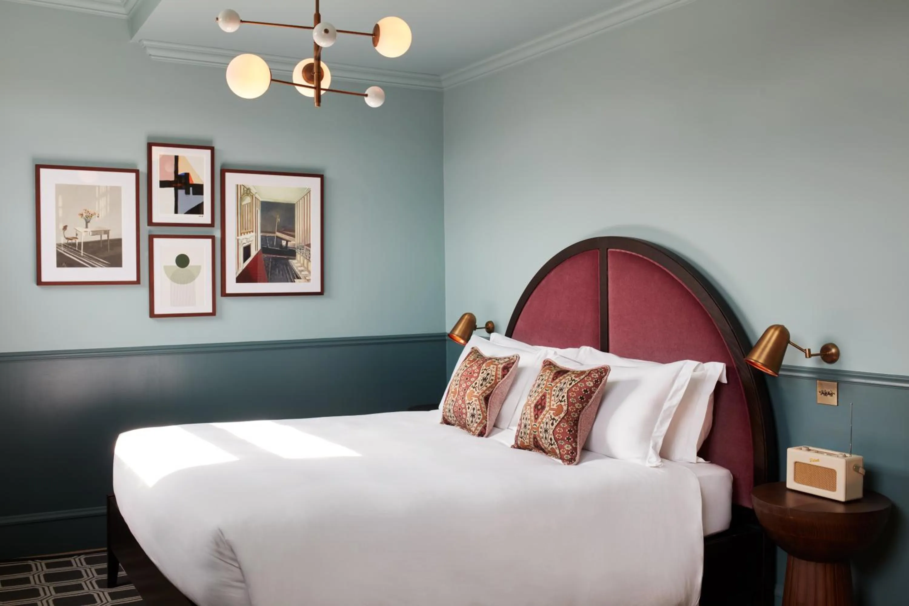 Bedroom, Bed in The Hoxton, Edinburgh