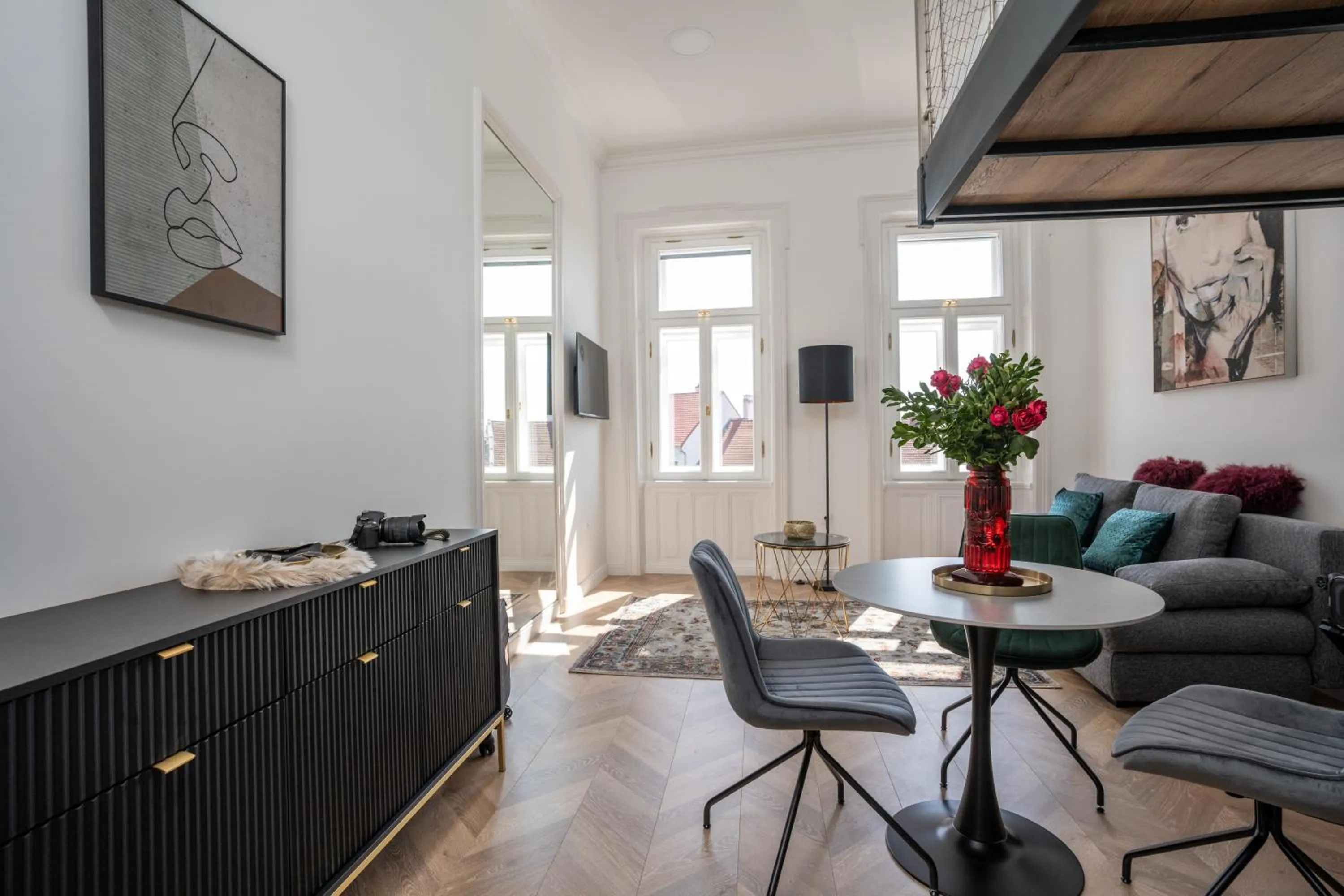 TV and multimedia in V62 studio apartments- Downtown Sopron