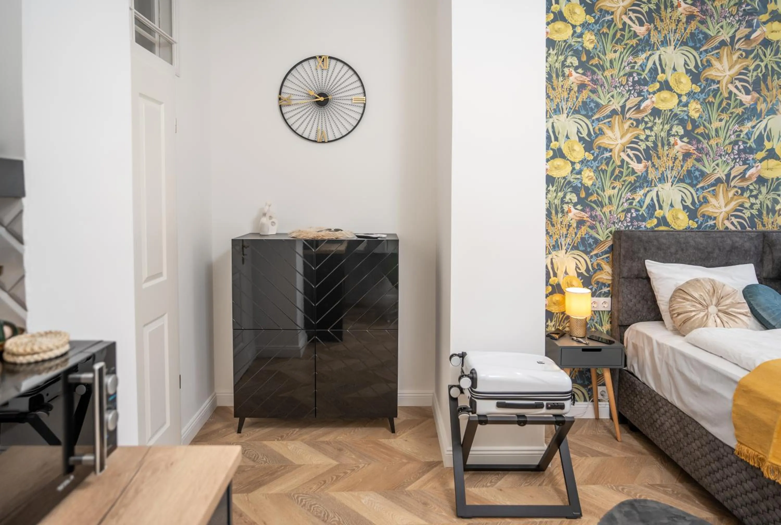 Photo of the whole room, Bed in V62 studio apartments- Downtown Sopron