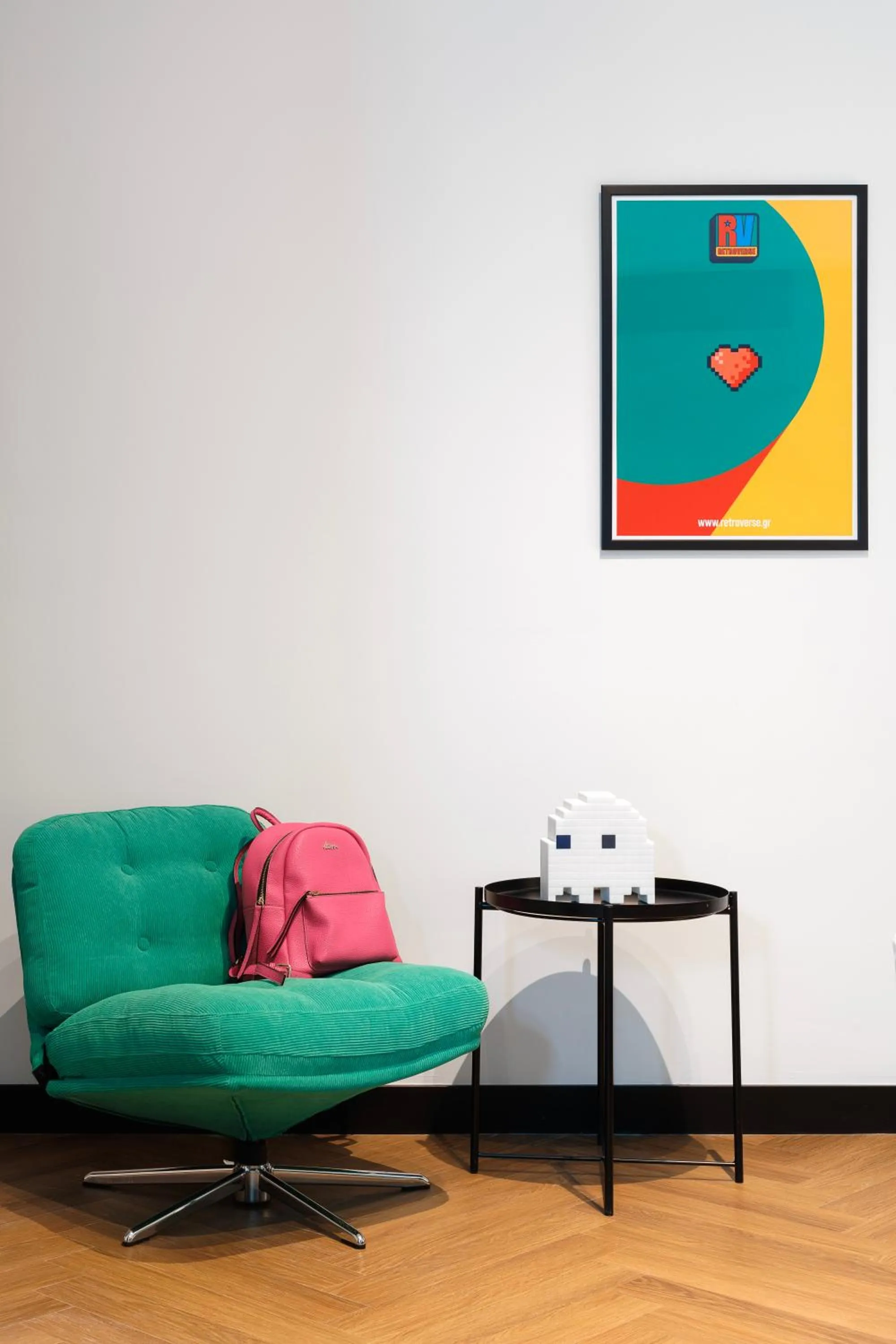 Living room in Retroverse Eccentric Stay