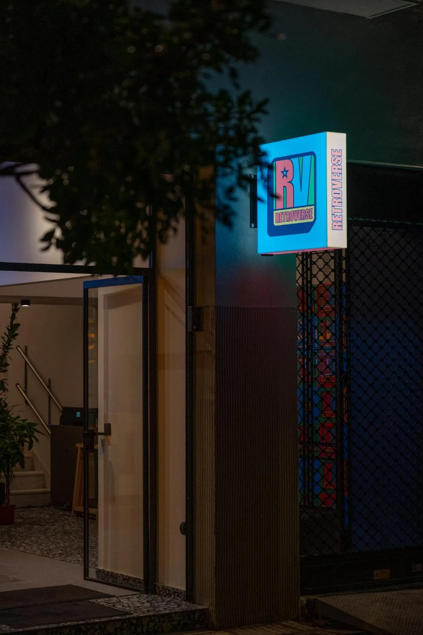 Facade/entrance in Retroverse Eccentric Stay