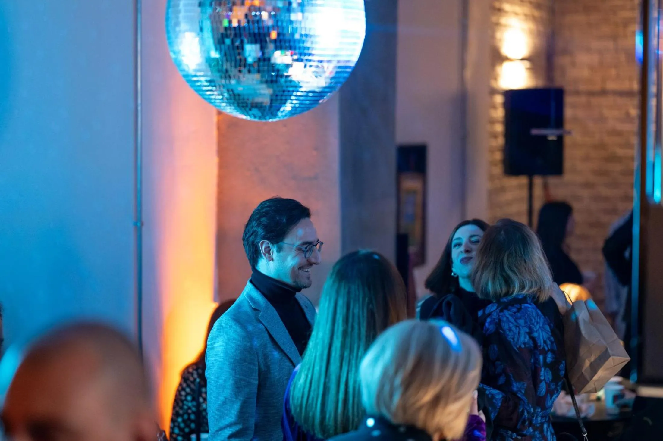 Evening entertainment in Retroverse Eccentric Stay