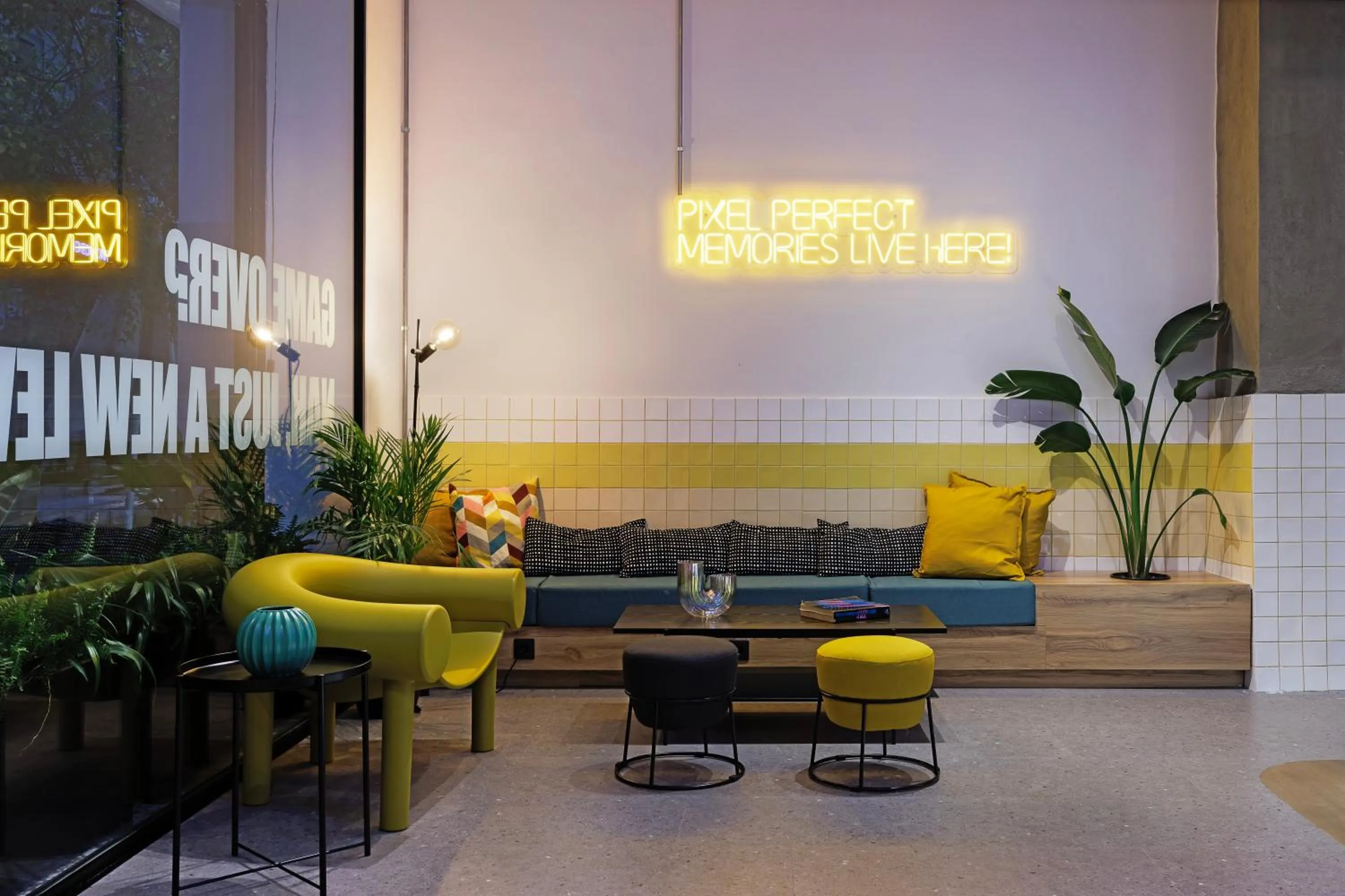 Facade/entrance in Retroverse Eccentric Stay