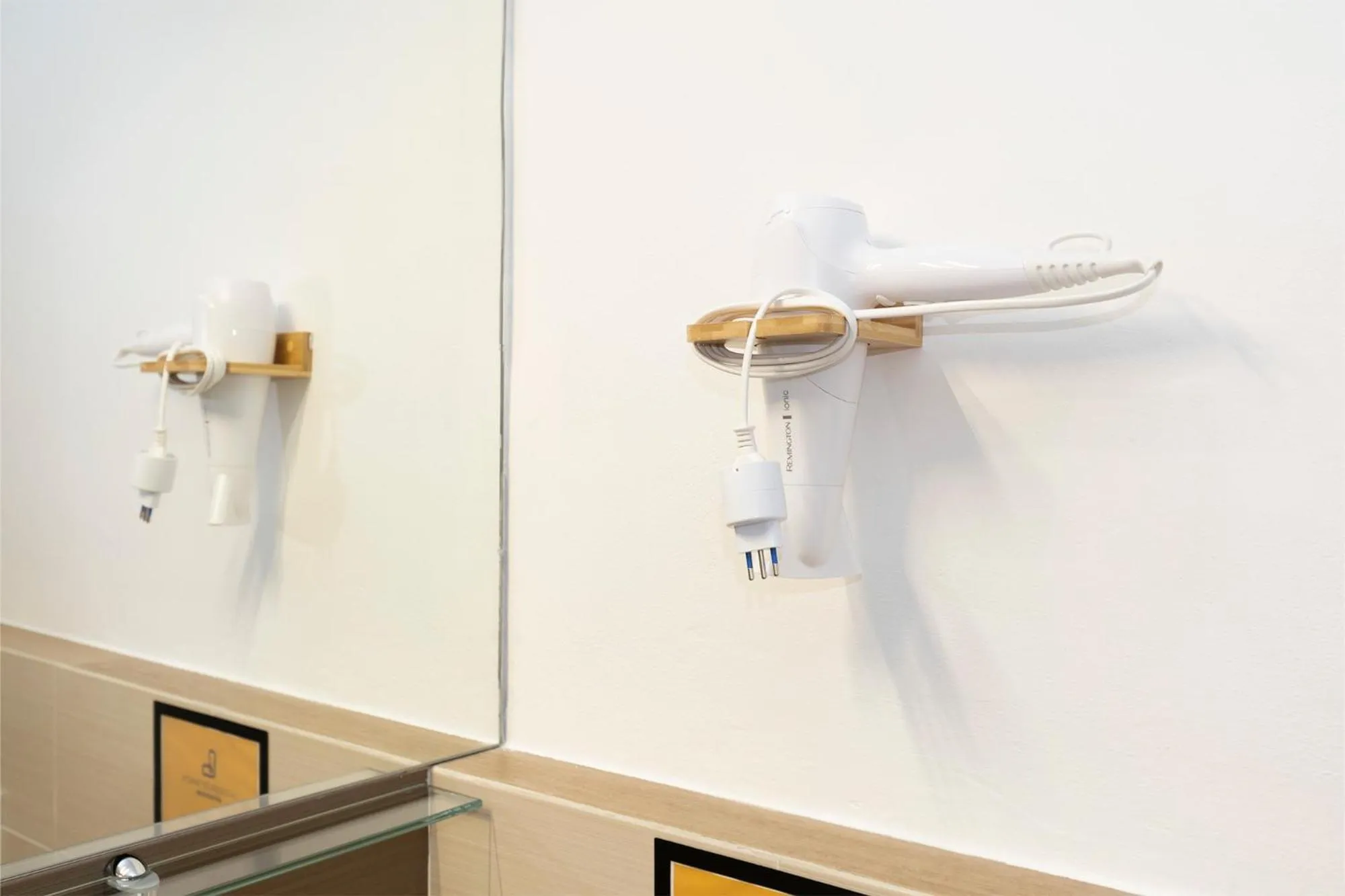 hair dryier in La Loggia de' Banchi