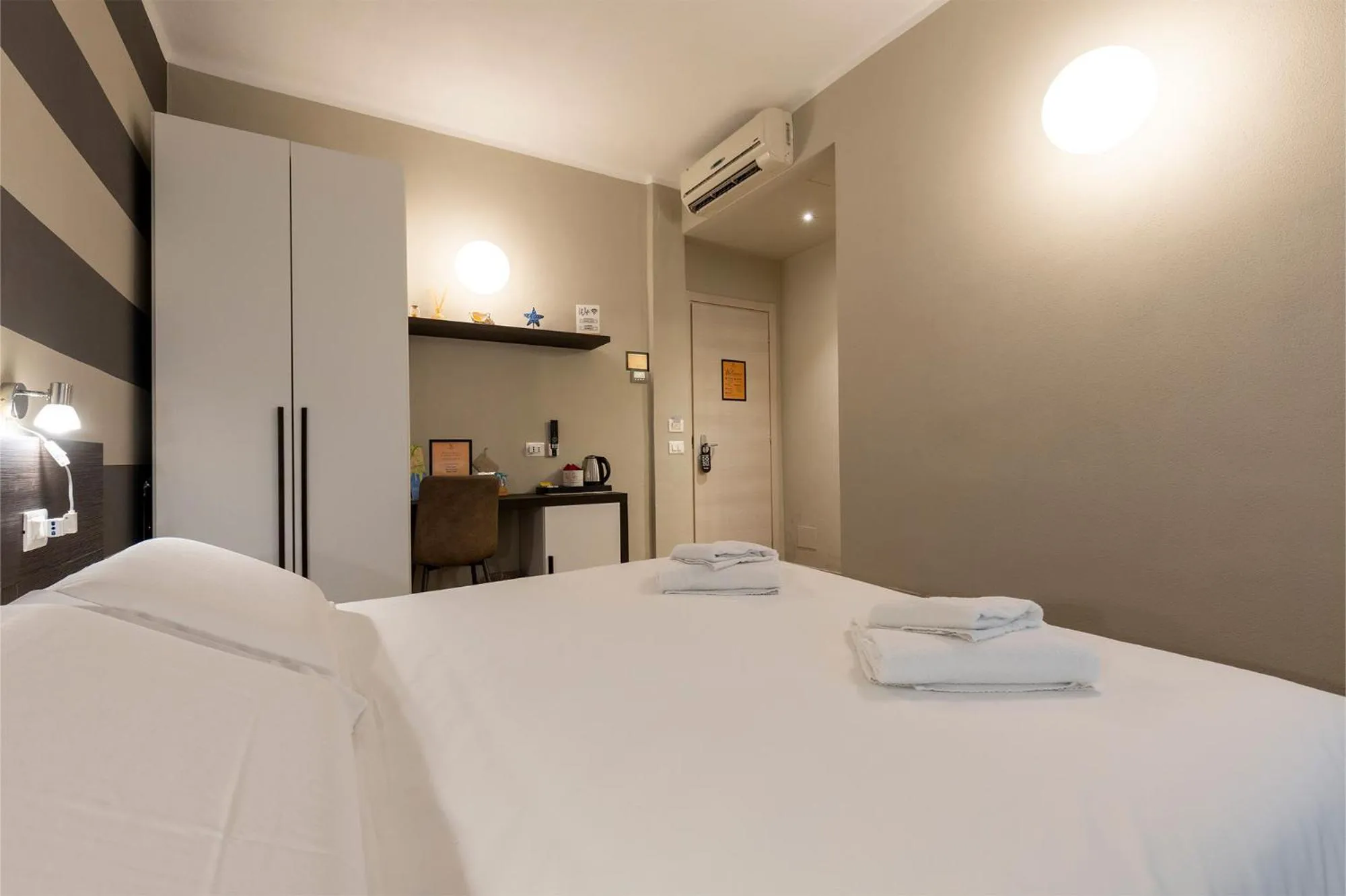 Bed in La Loggia de' Banchi