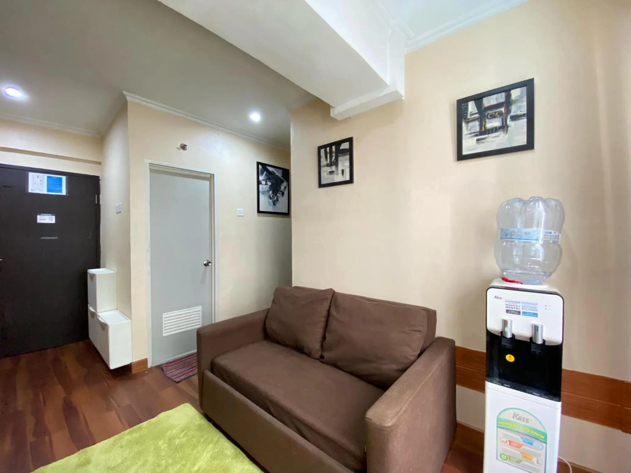 Cozy Living 2BR Apartment at Jarrdin Cihampelas By Travelio