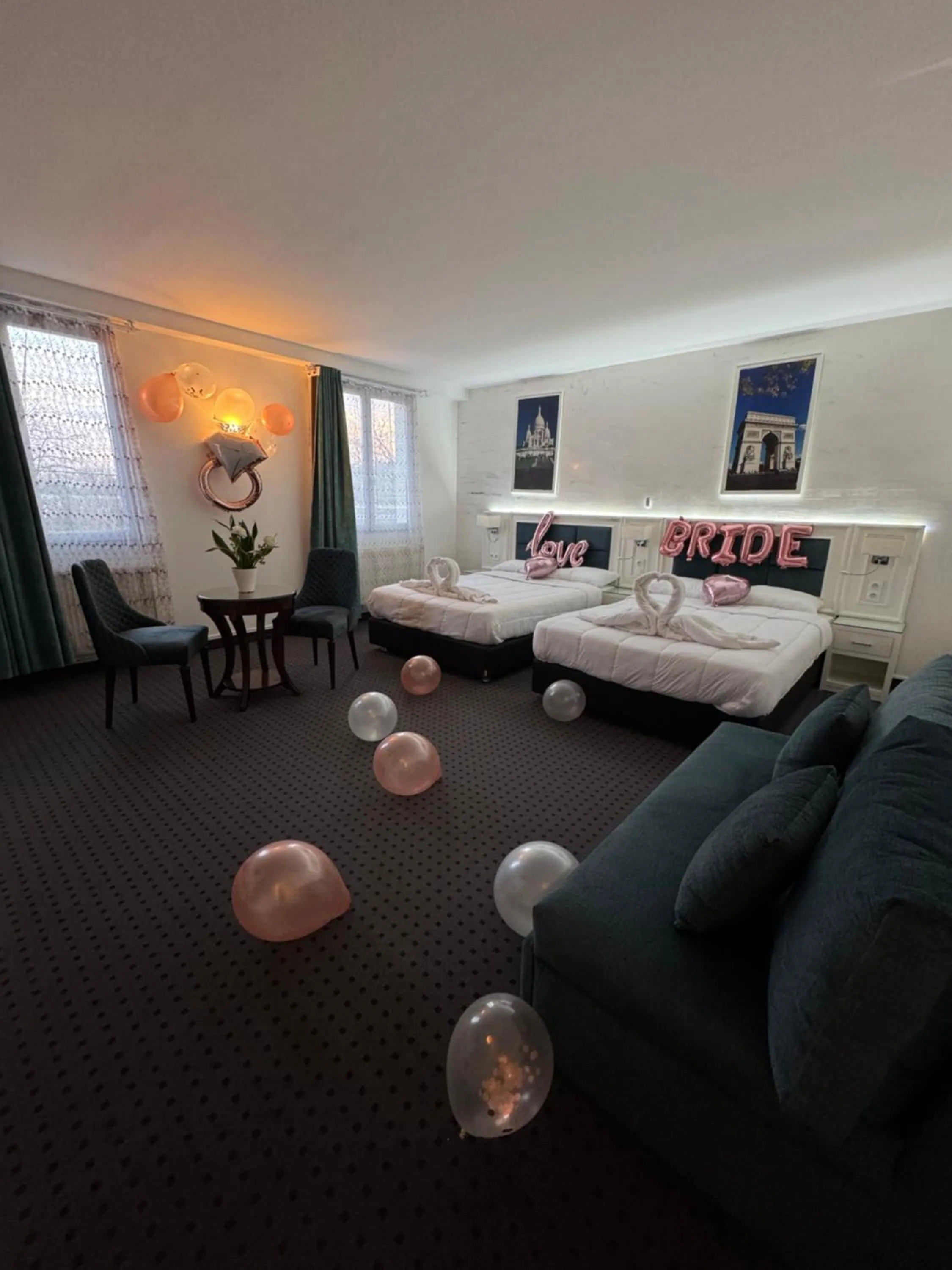 Bed in Hotel Grand Paris