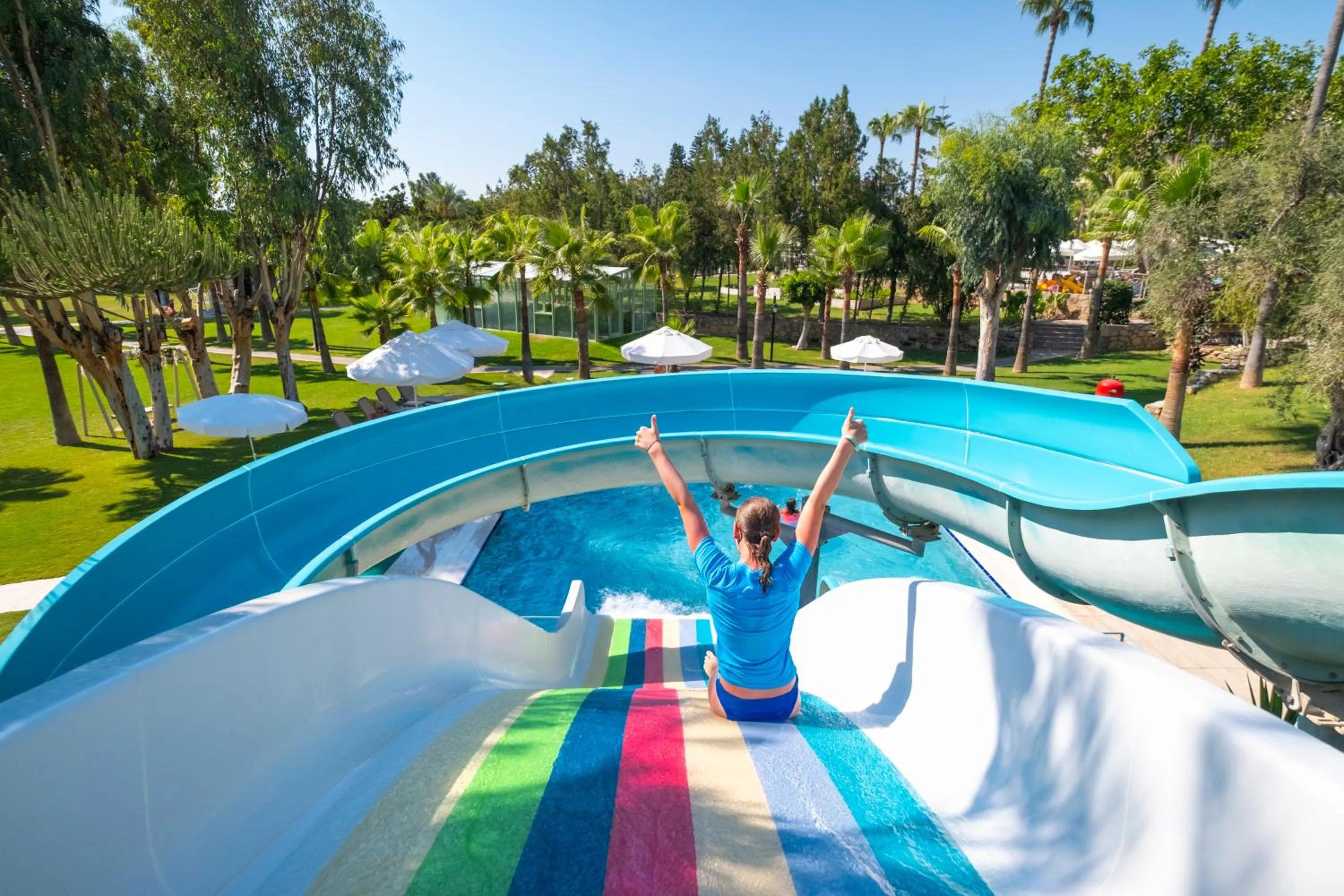 Iz Flower Side Beach Hotel