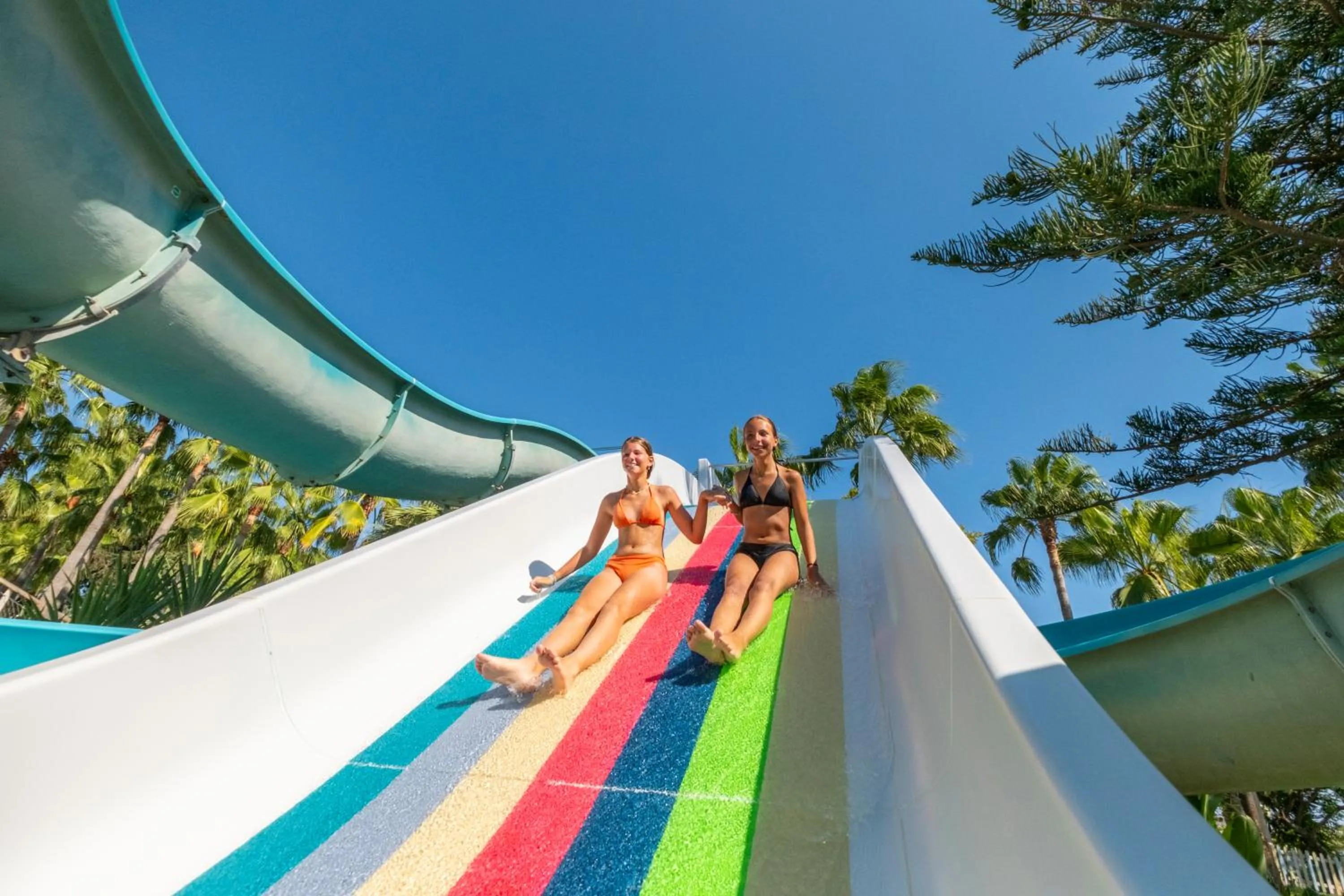 Iz Flower Side Beach Hotel