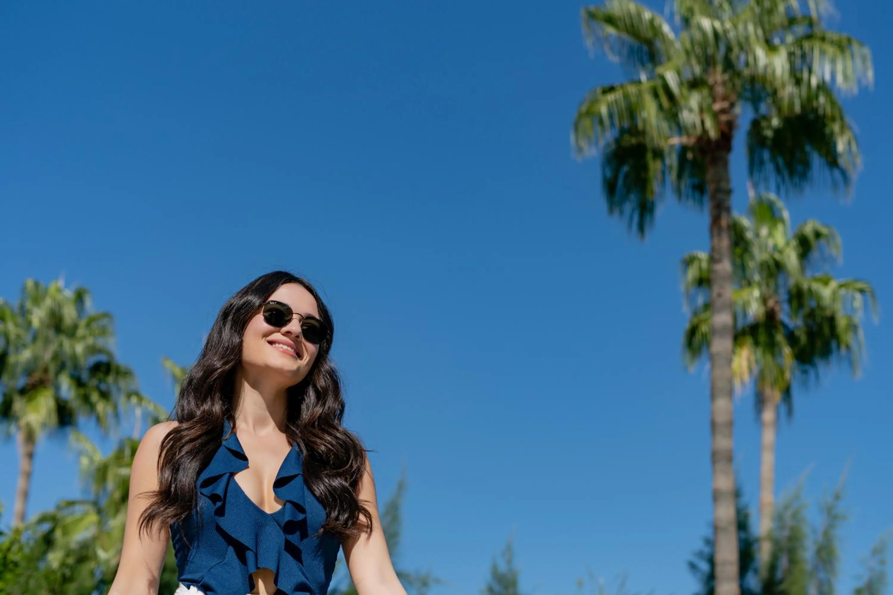 Iz Flower Side Beach Hotel