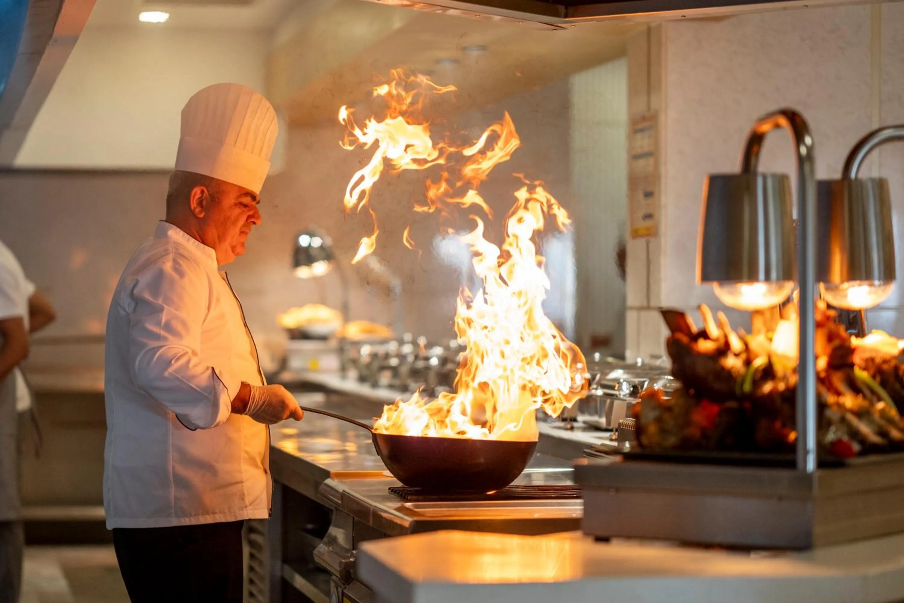 Iz Flower Side Beach Hotel