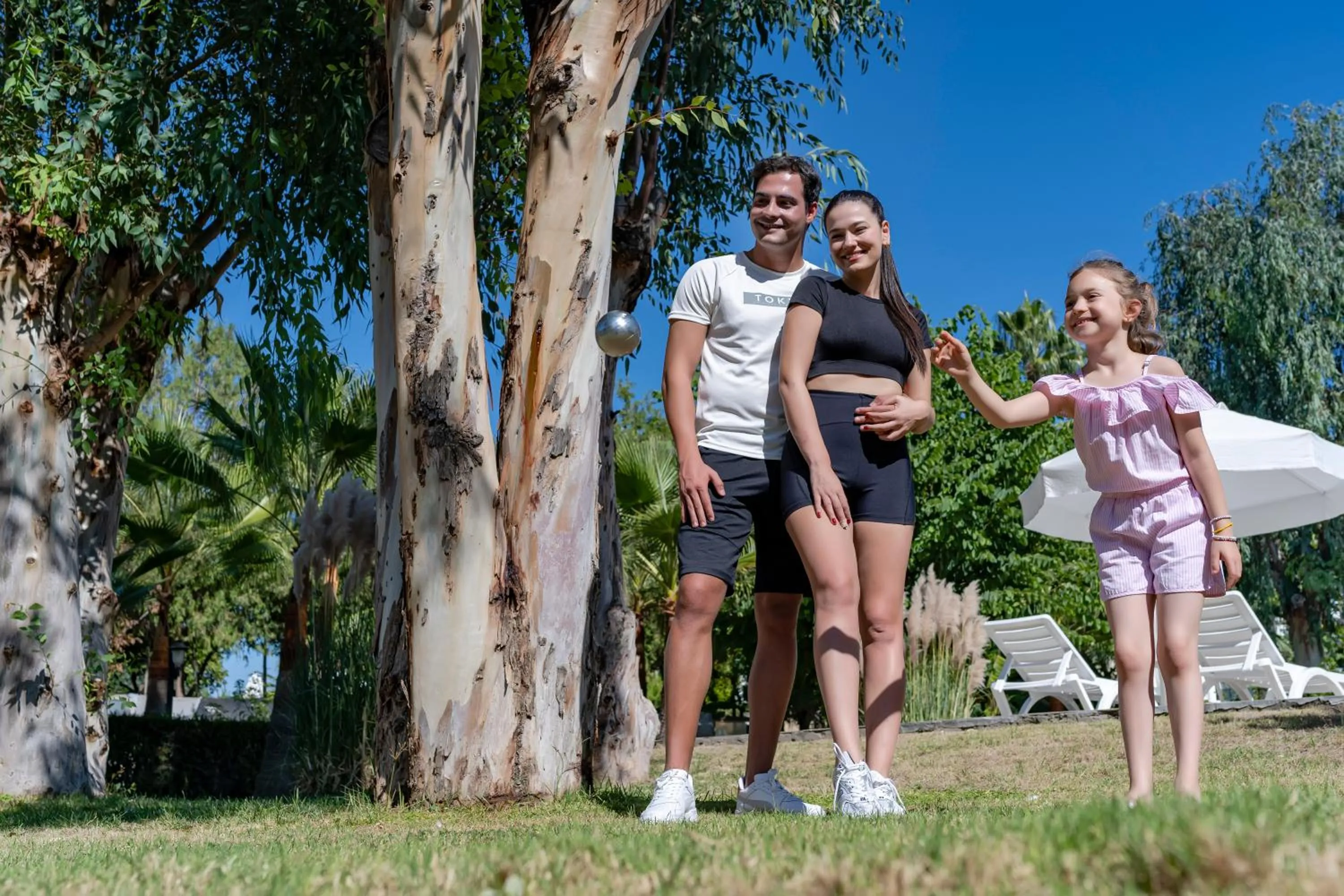 Iz Flower Side Beach Hotel